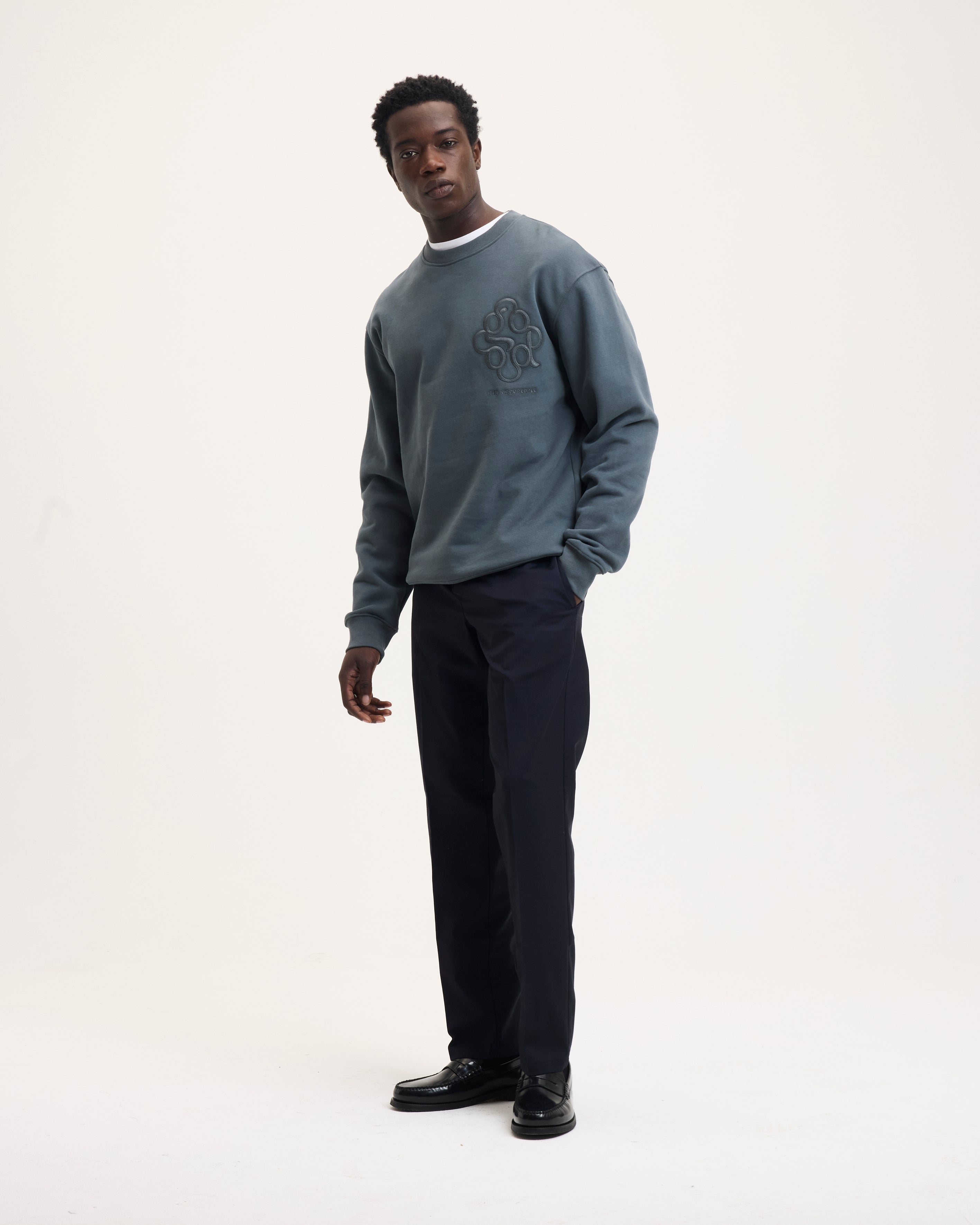 GOODPEOPLE Lucas Embroidered Signature Sweater maglione verde cotone