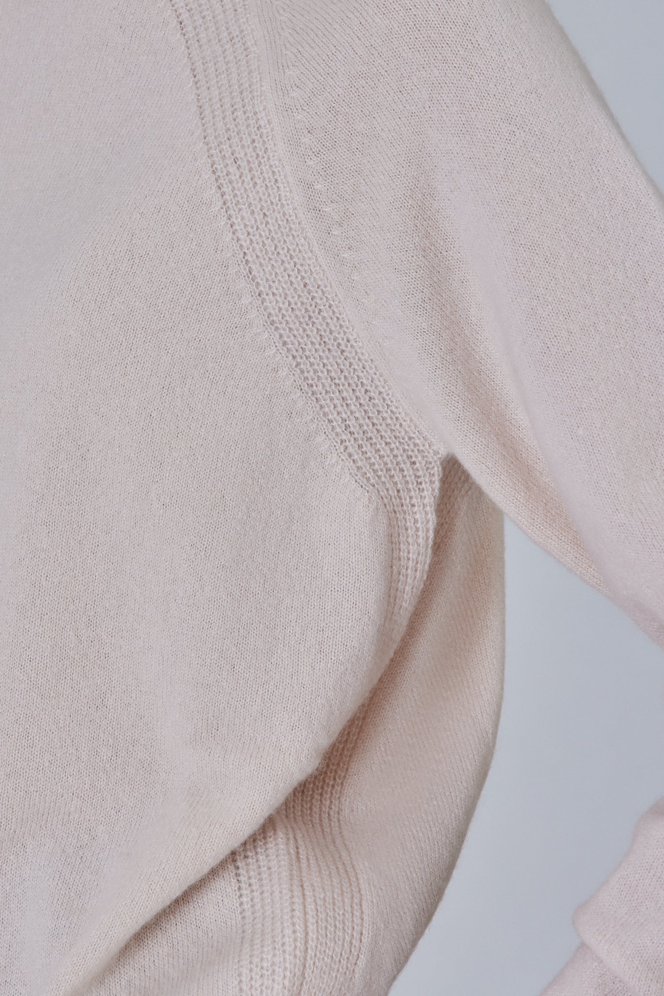Sa Su Phi Round Neck maglione girocollo morbido