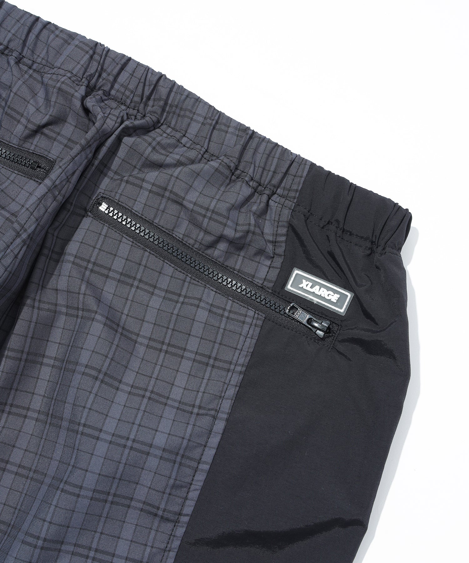 X-Large Check Track Pants pantaloni tuta neri quadri