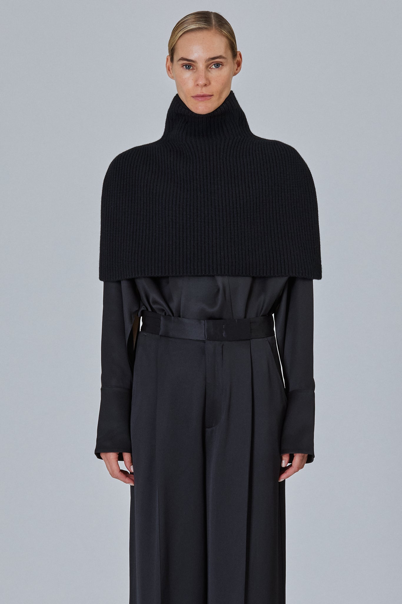 Sa Su Phi Mini Cape mantella in cashmere