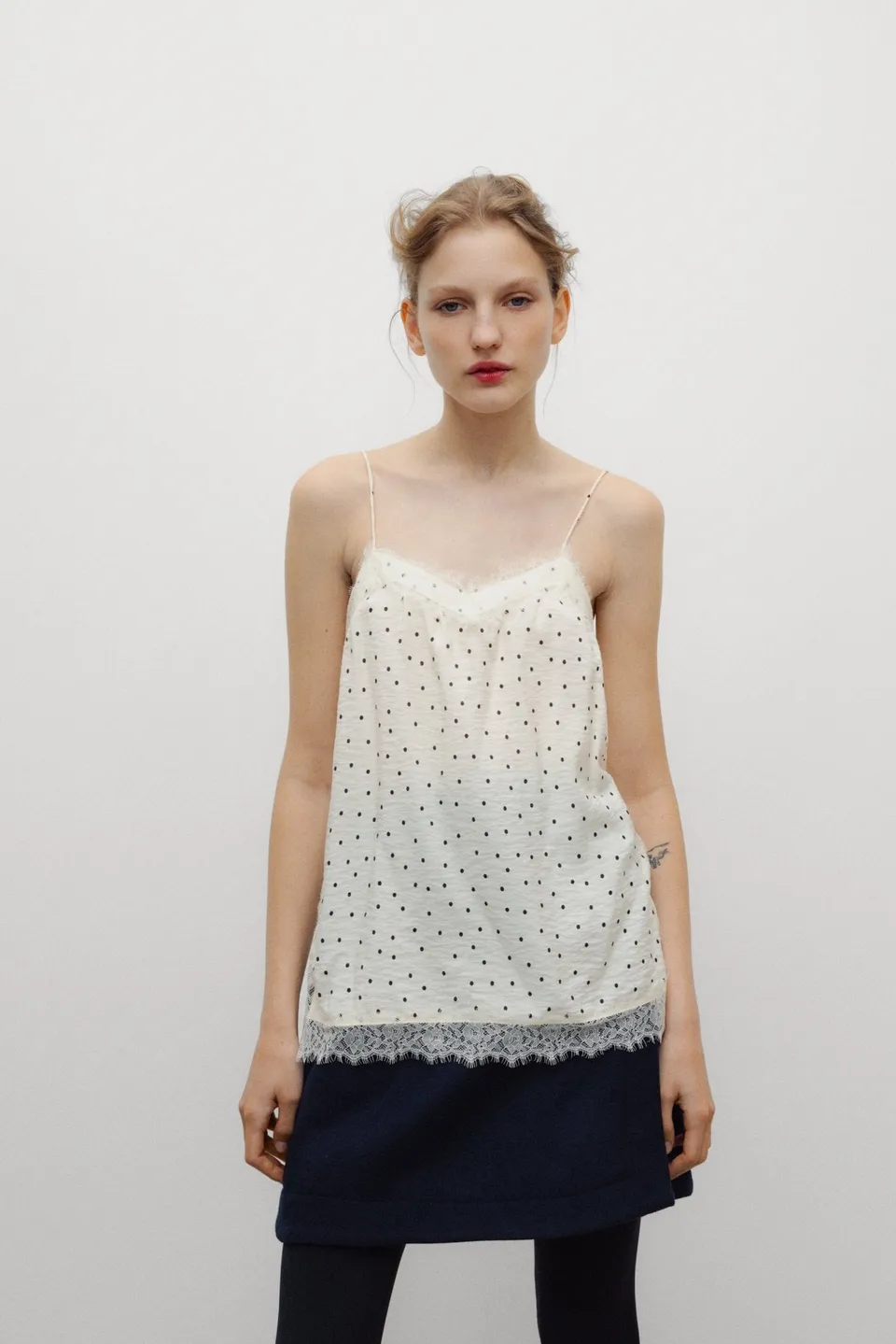 The New Society Polka top donna pois in viscosa con pizzo