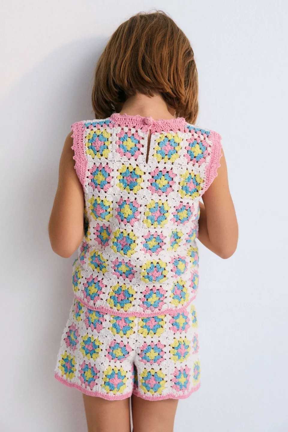 The New Society Nikaia Short pantaloncini bimba rosa uncinetto