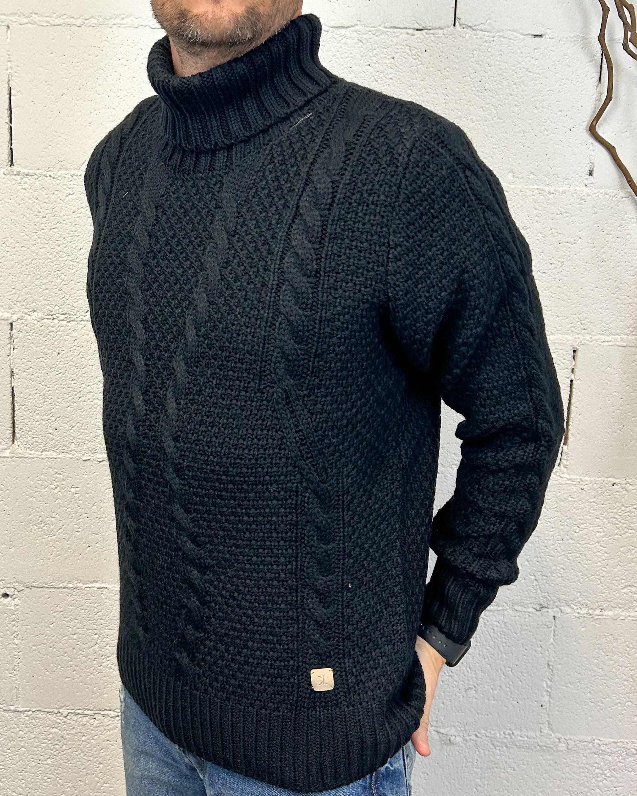 ONLYONE Gianni Lupo Trecce dolcevita nero