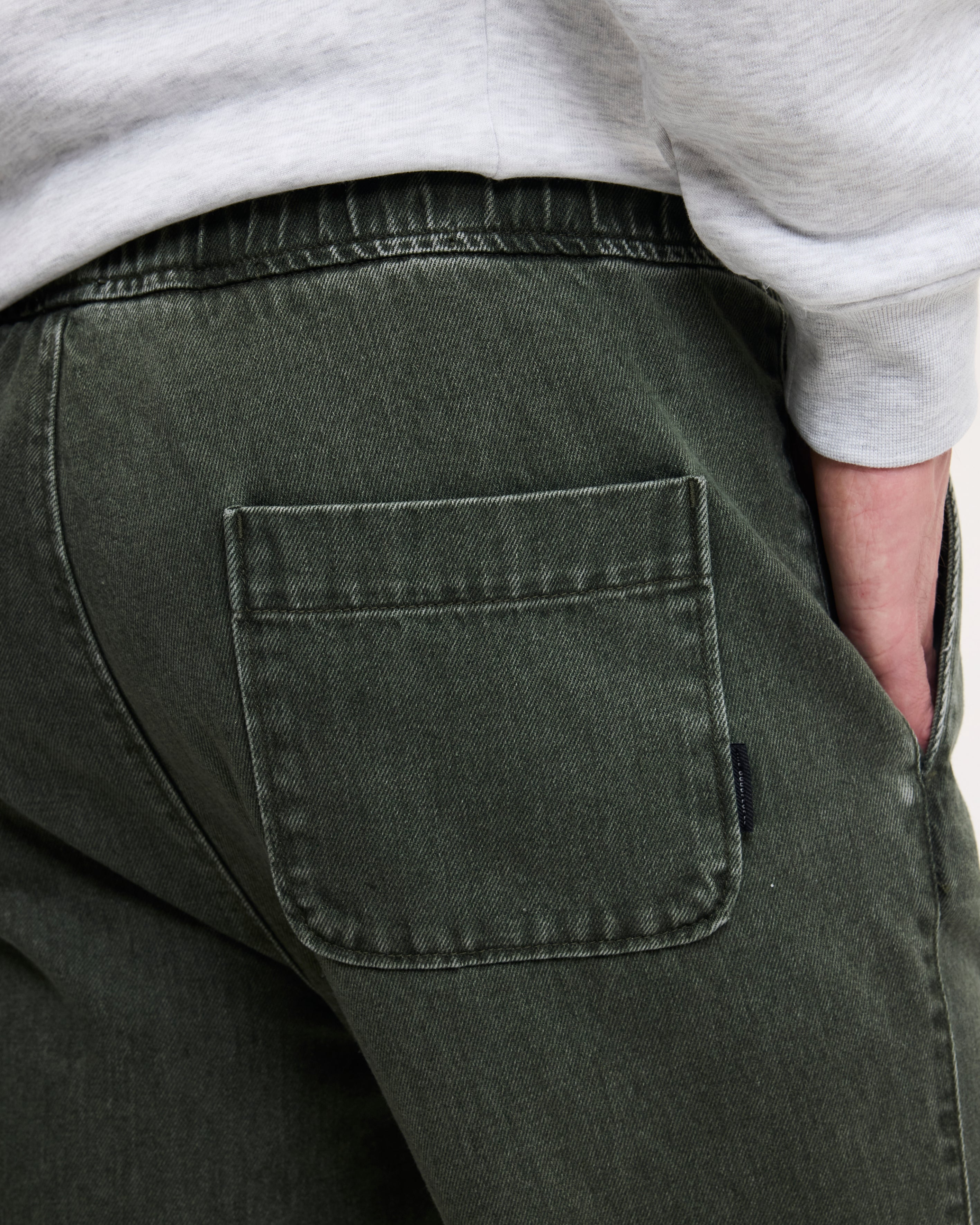 GOODPEOPLE Bob jeans dritti verde foresta cotone