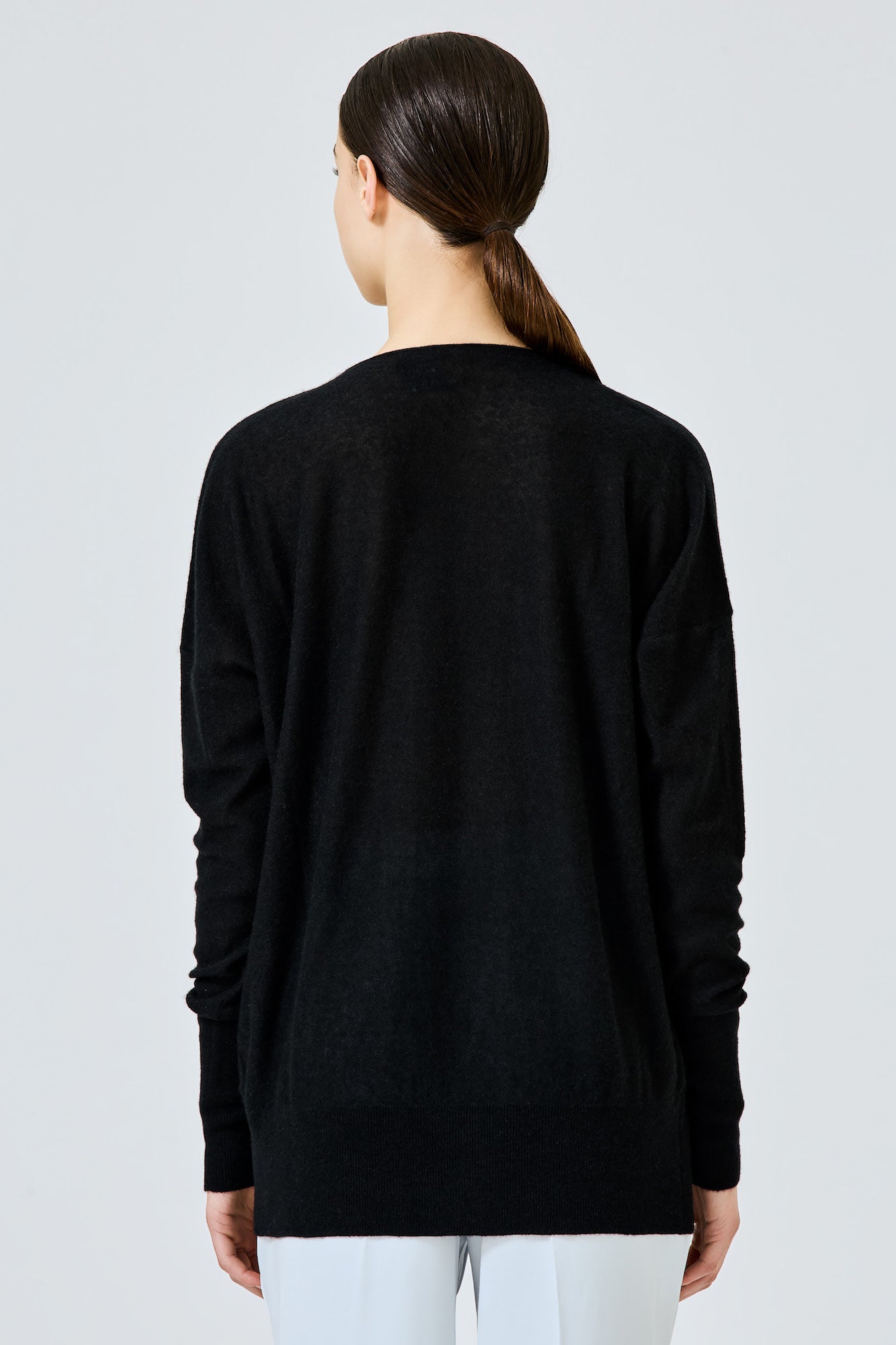 Sa Su Phi maglione nero scollo profondo cashmere