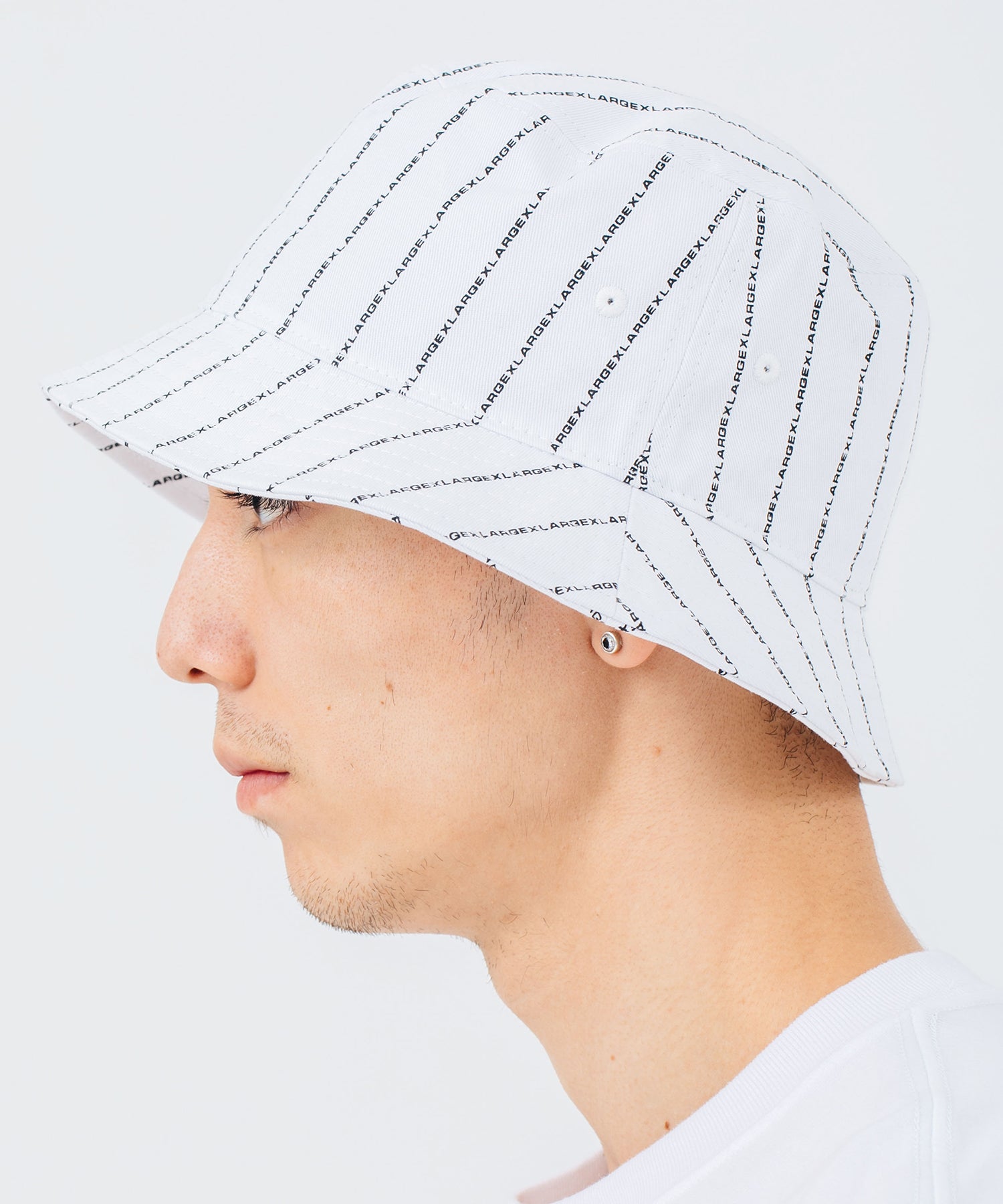 X-Large Allover Logo bucket hat bianco M cotone