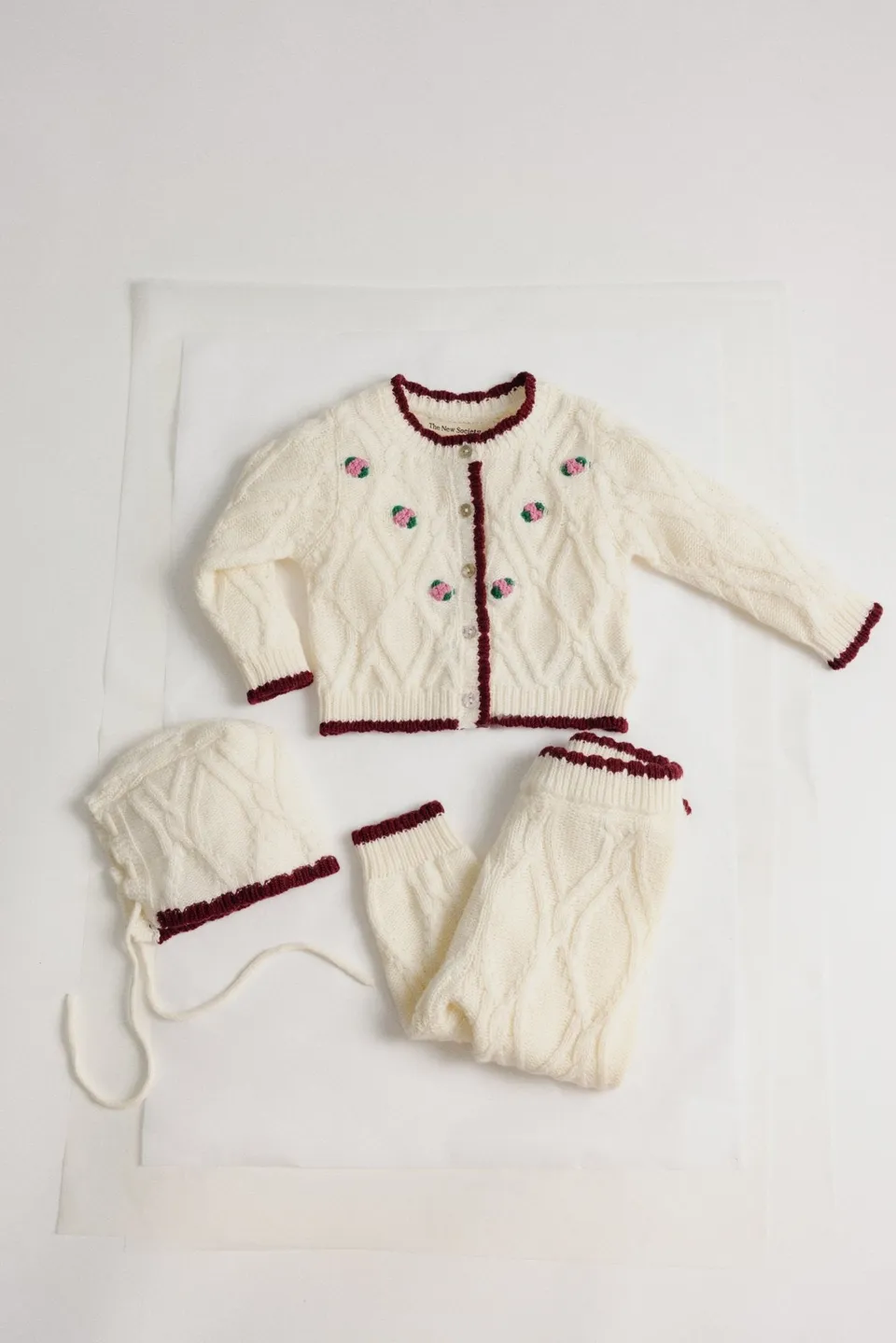 The New Society Orla cardigan baby cashmere floreale