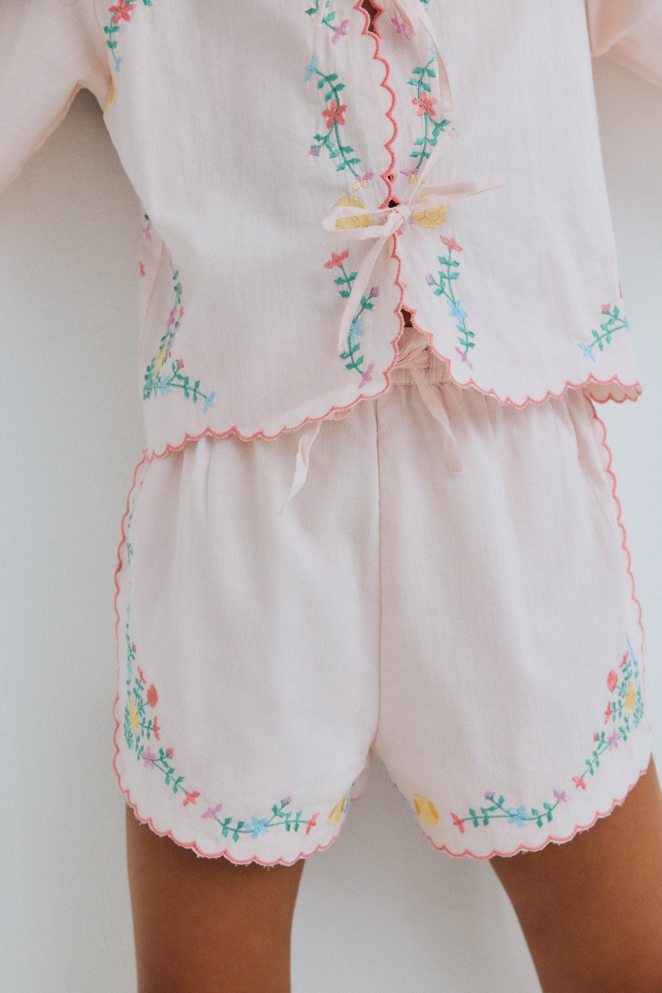 The New Society Orchid Petal shorts rosa bambina cotone ricamo
