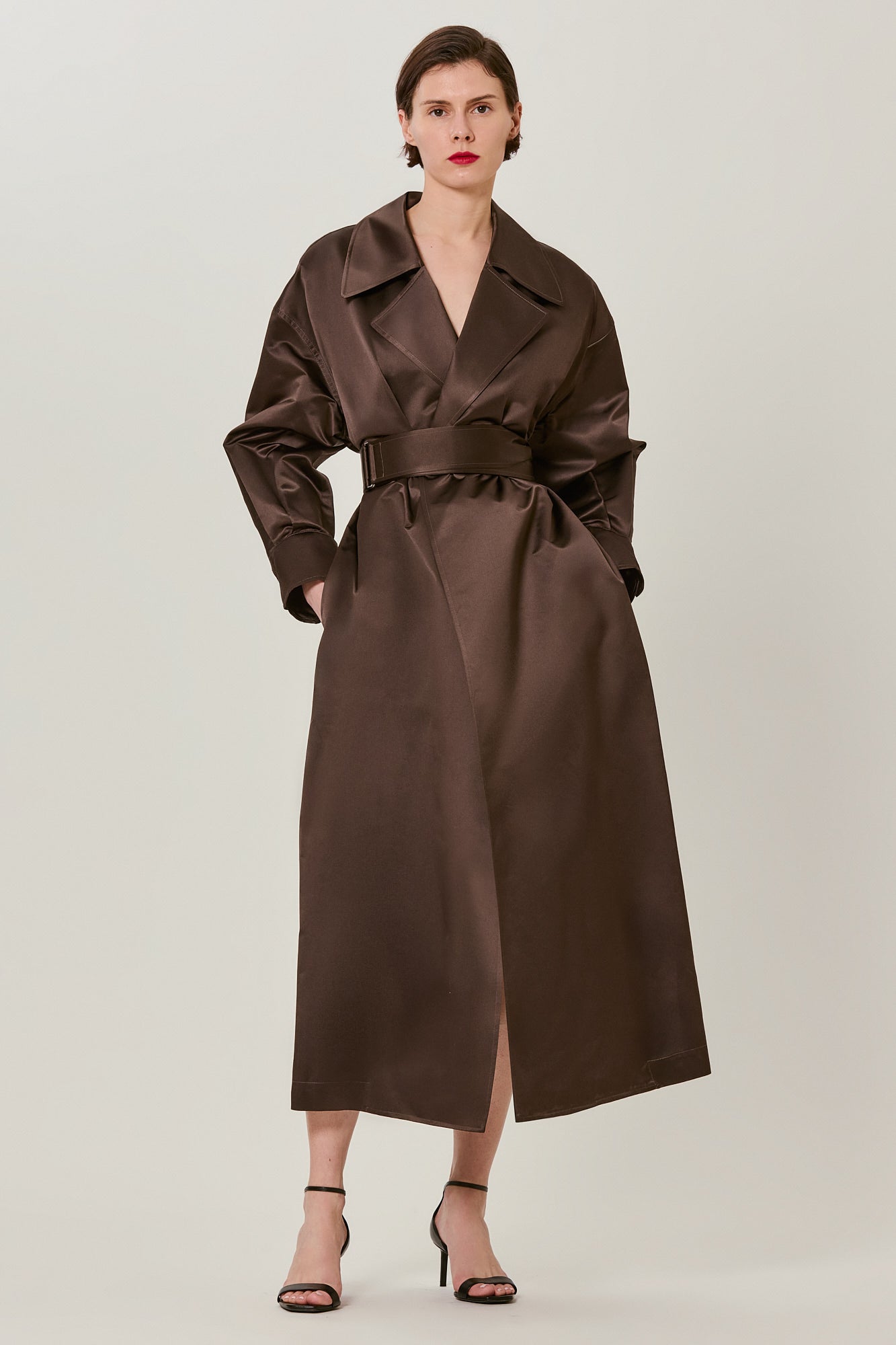 Sa Su Phi Valentina trench in seta marrone cioccolato