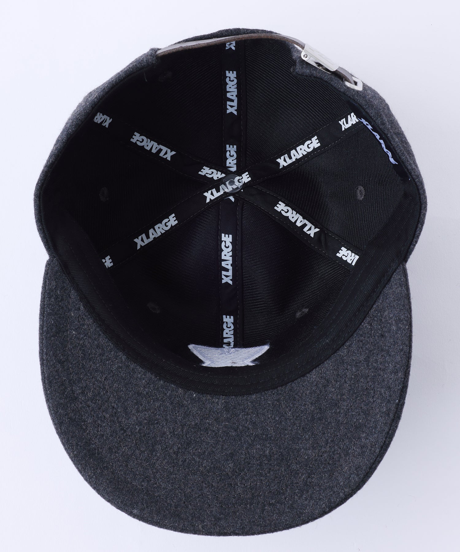 X-Large X Logo cappello cenere cotone