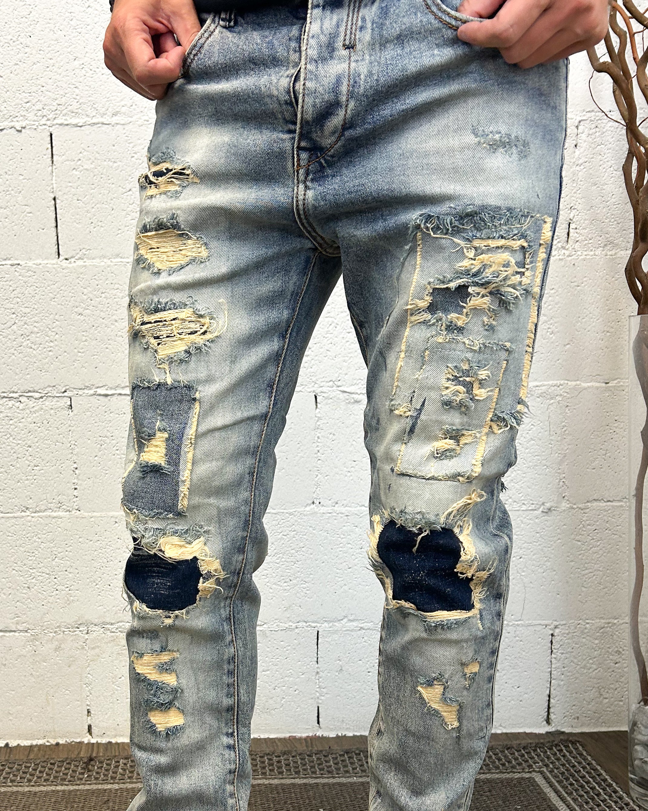 ONLYONE OVER-D Tapered Destroyed jeans strappati
