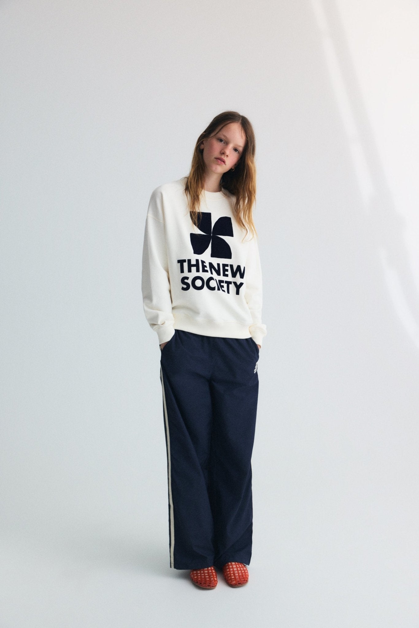 The New Society TNS Logo jogging teen midnight tecnico
