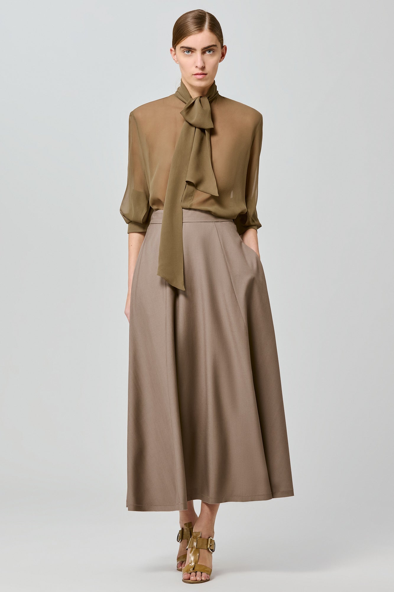 Sa Su Phi camicia avorio georgette con sciarpa