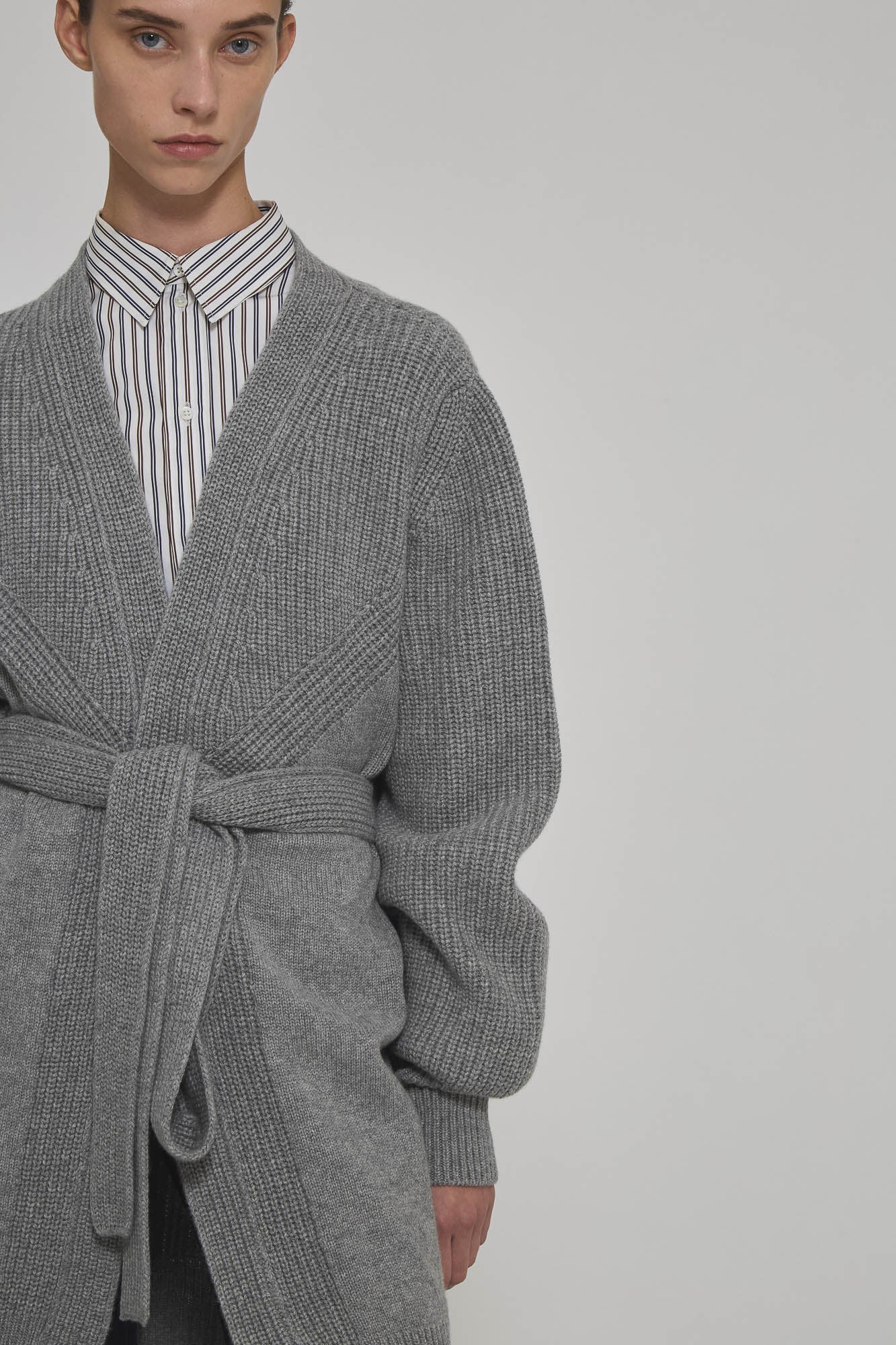 Sa Su Phi Armor cardigan cashmere grigio cintura