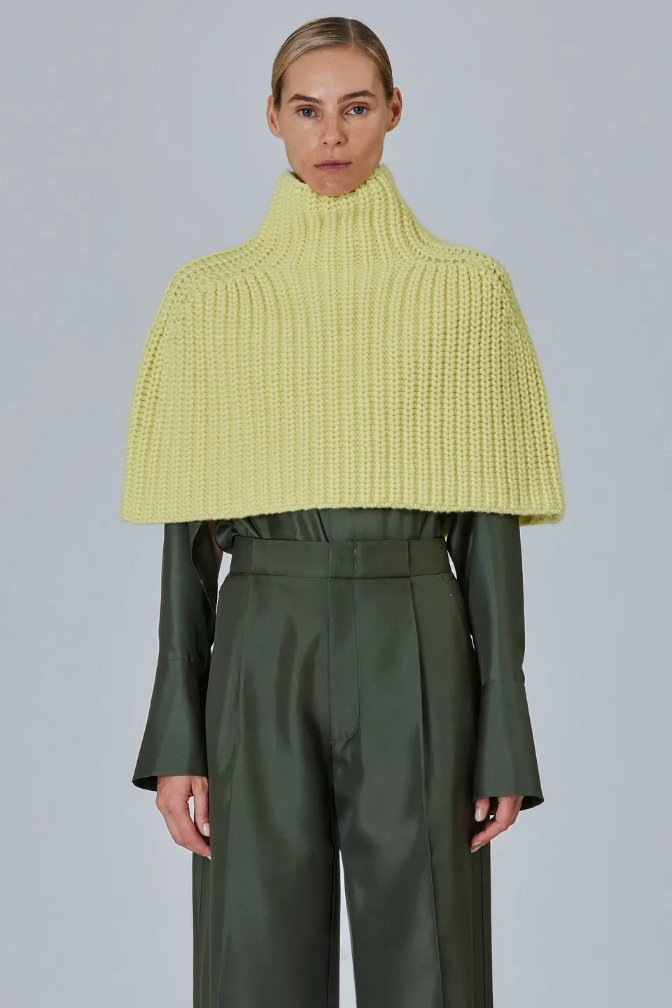 Sa Su Phi Superpiuma Mini Cape mantella cashmere