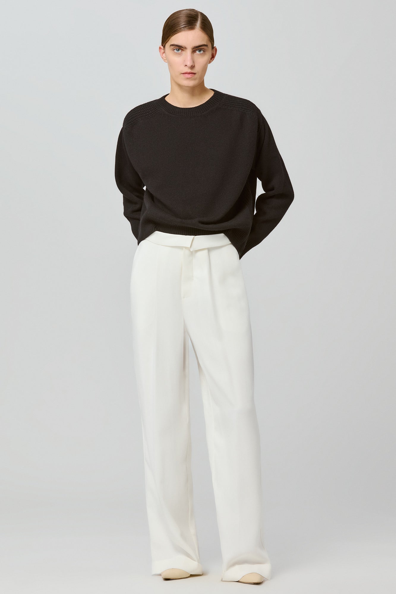 Sa Su Phi Medea maglione cashmere nero girocollo