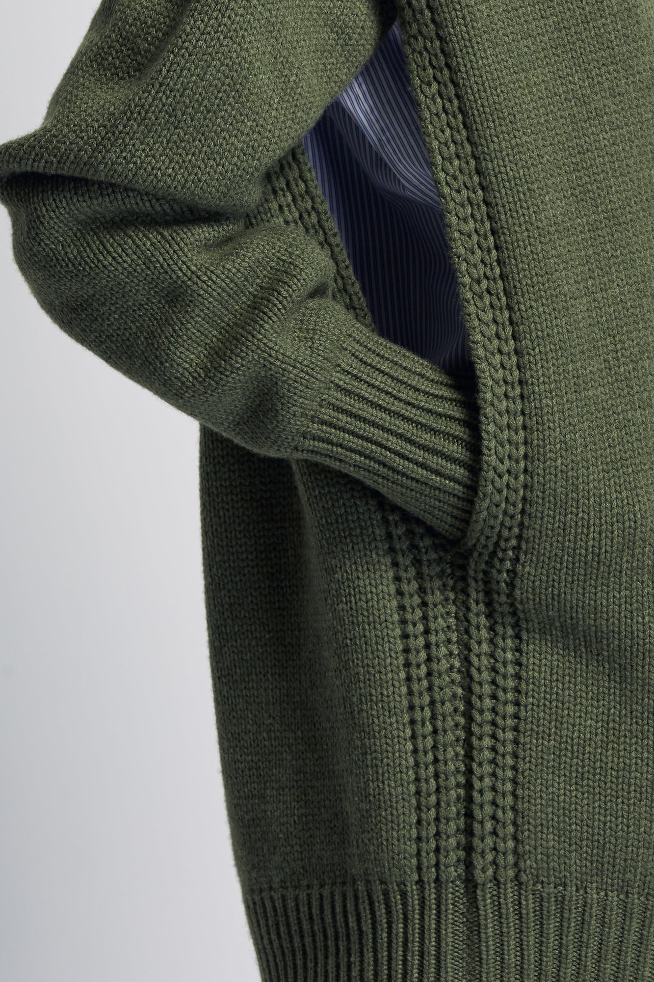 Sa Su Phi Giovanna vestito in cashmere verde militare