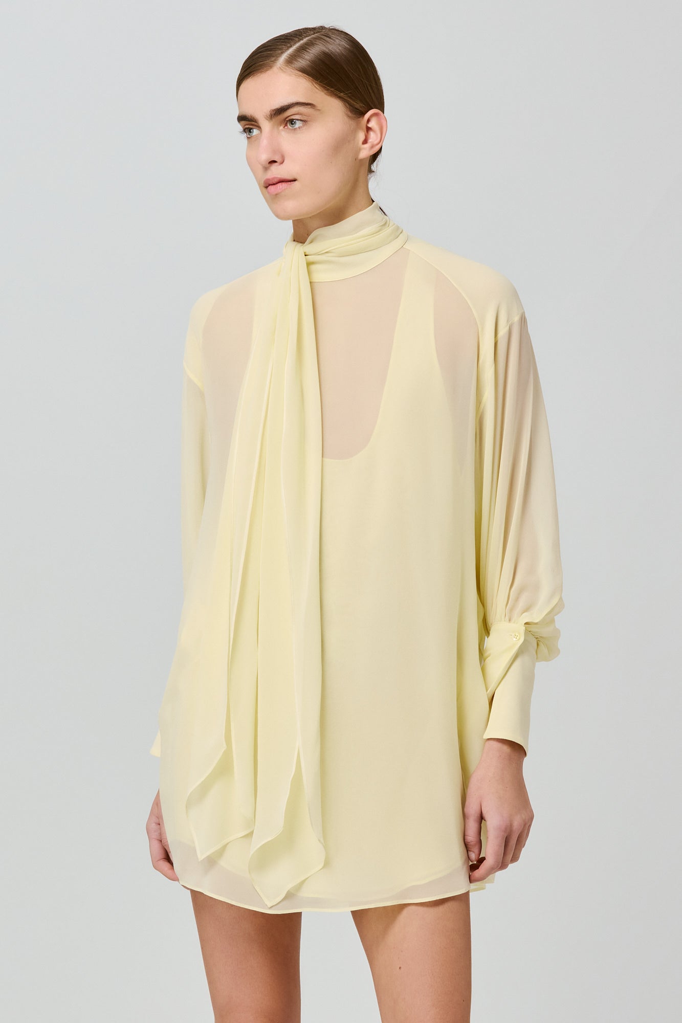 Sa Su Phi Andrea abito verde militare georgette