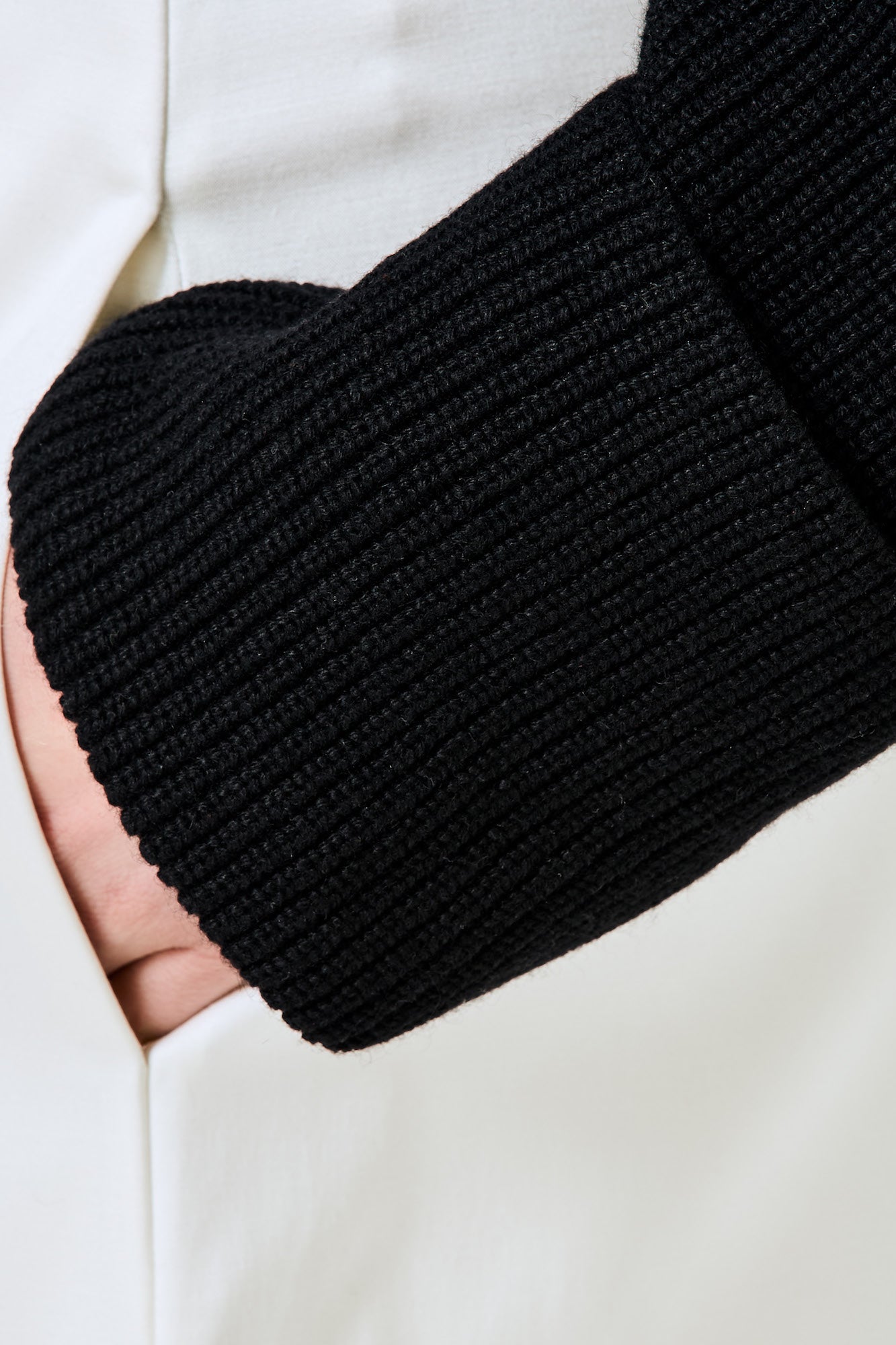 Sa Su Phi maglione nero cashmere doppio polsino