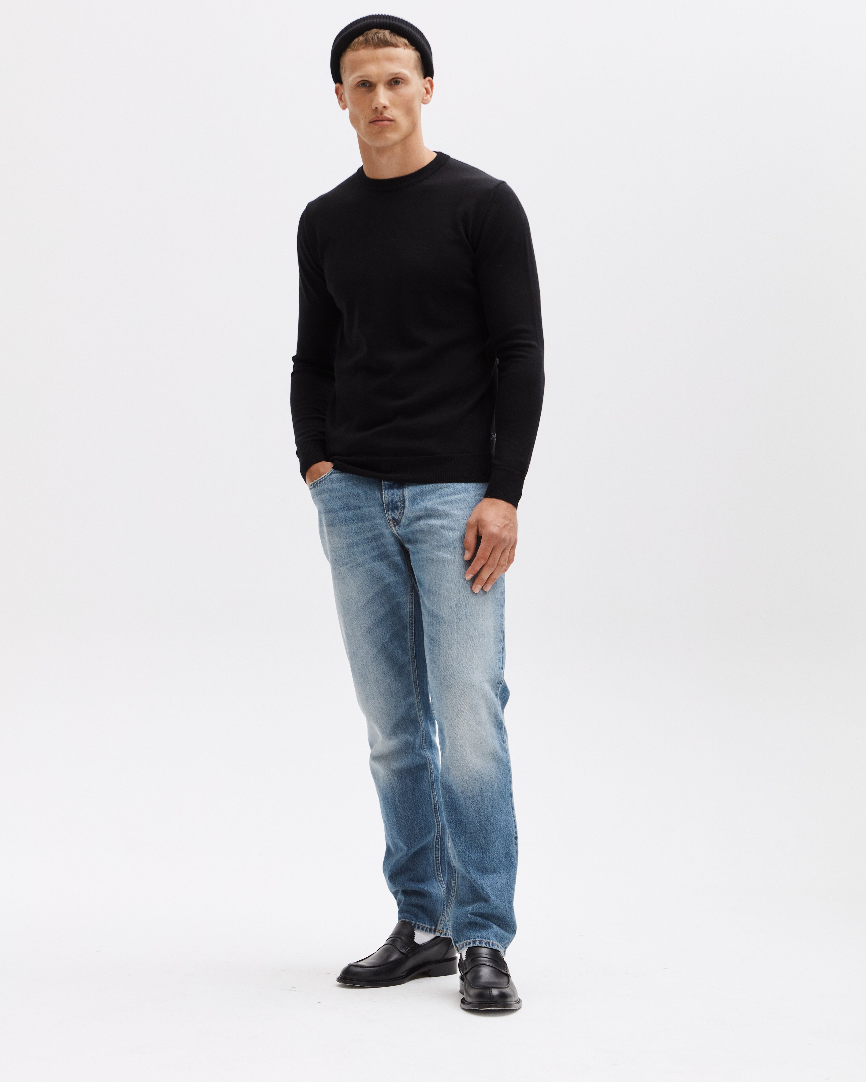 GOODPEOPLE Essential maglione merino nero in lana