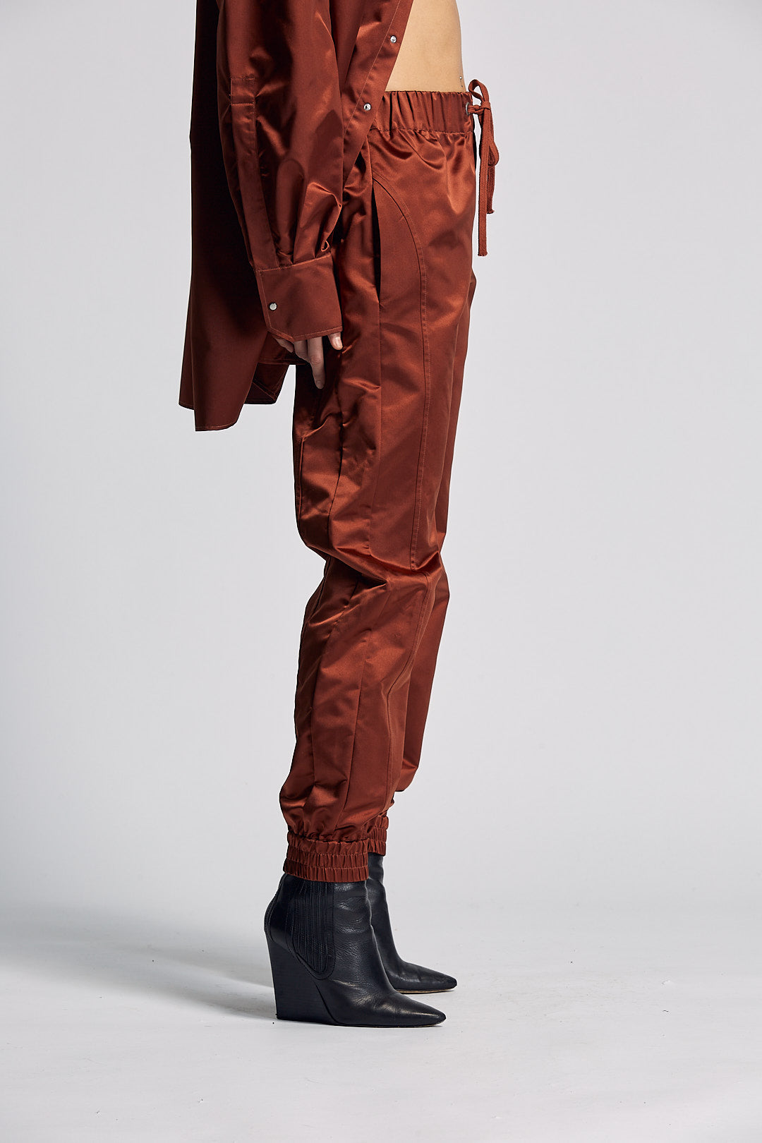 Sa Su Phi Valentina pantaloni jogger seta
