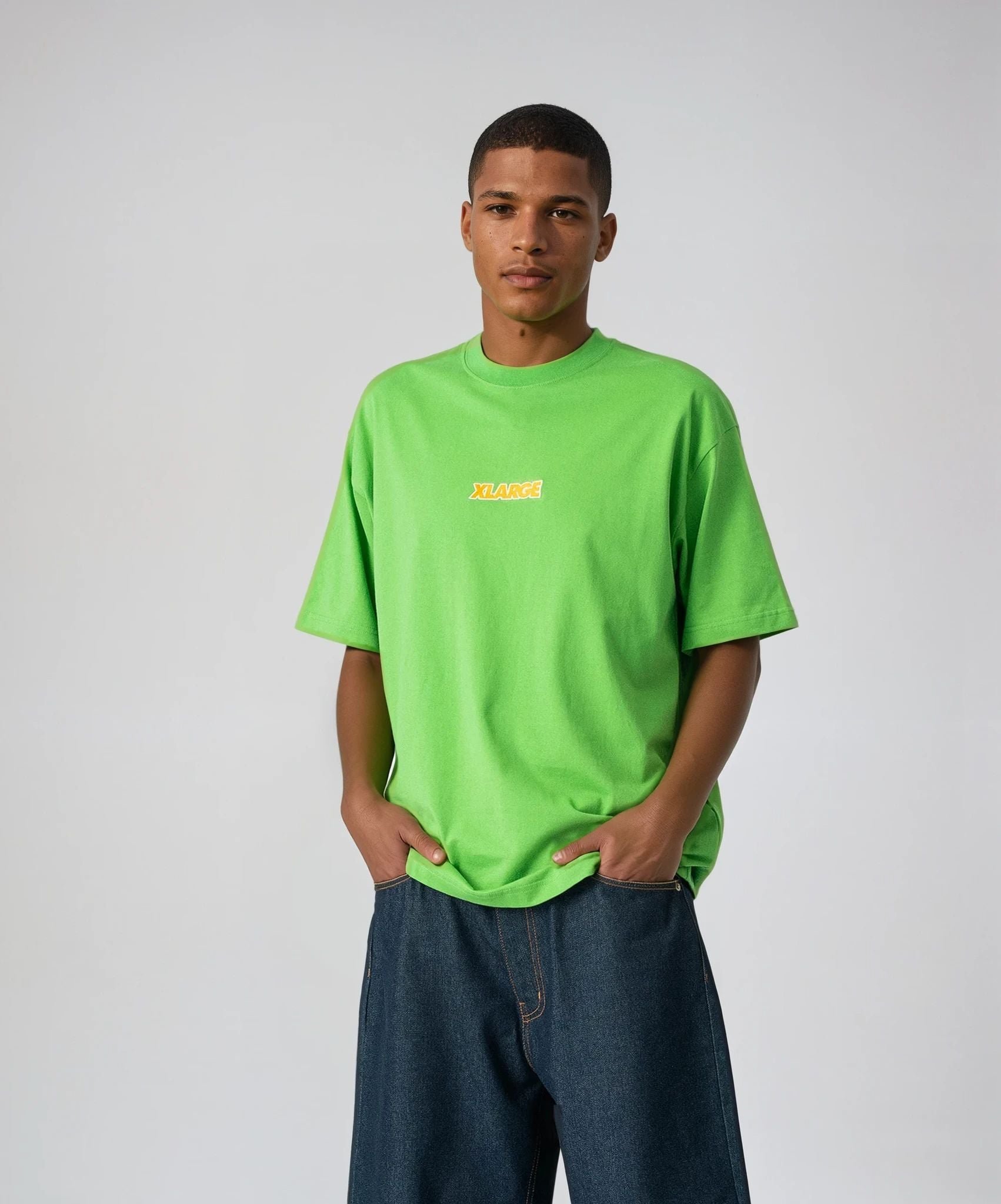 X-Large Standard Logo maglietta ricamo bianca L