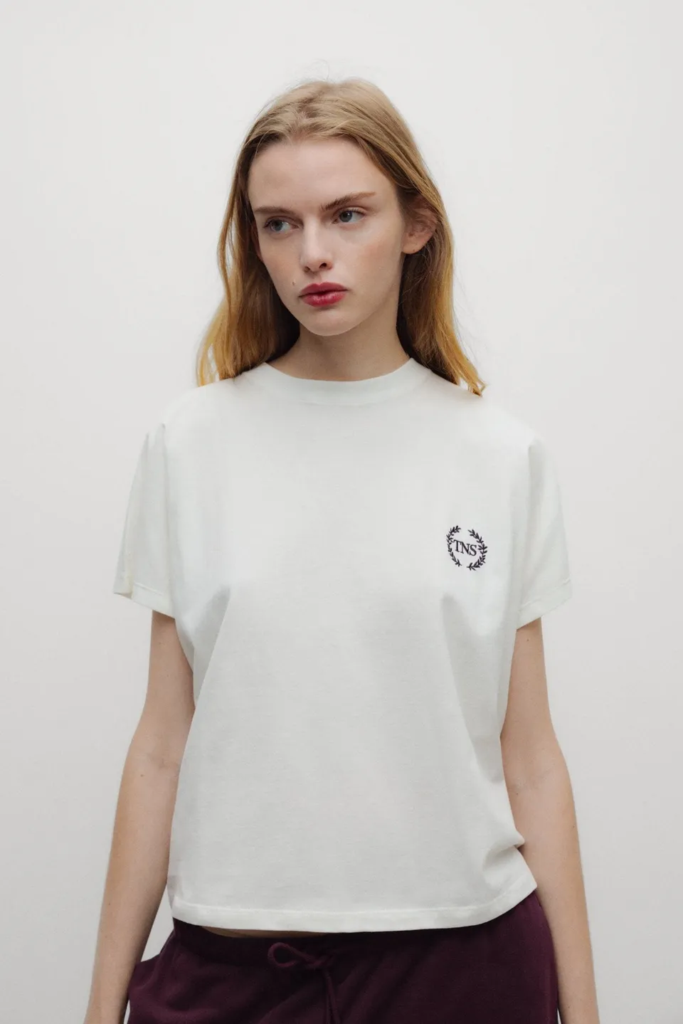 The New Society Mochi T-Shirt Donna Ricamo Cotone