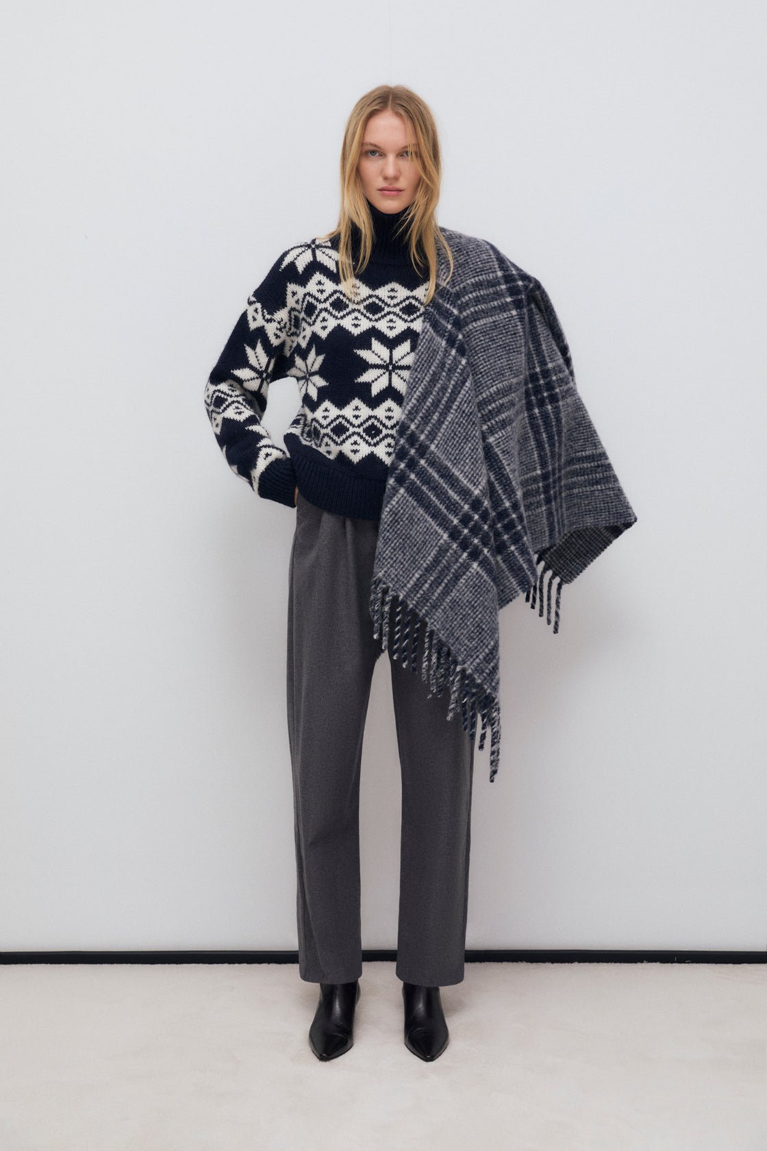 The New Society Brisa poncho donna blu quadri lana