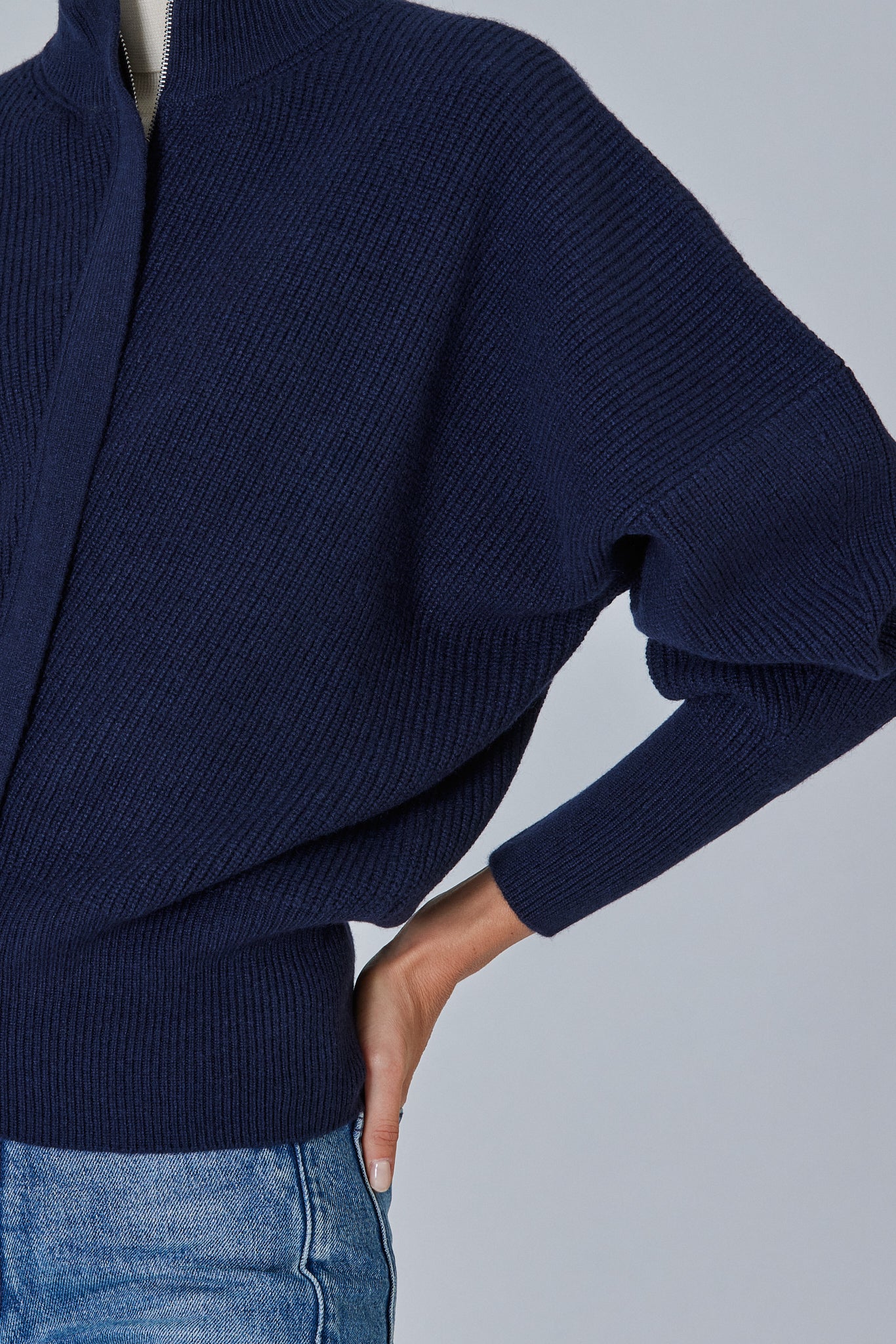 Sa Su Phi Minerva ER cardigan bomber zip