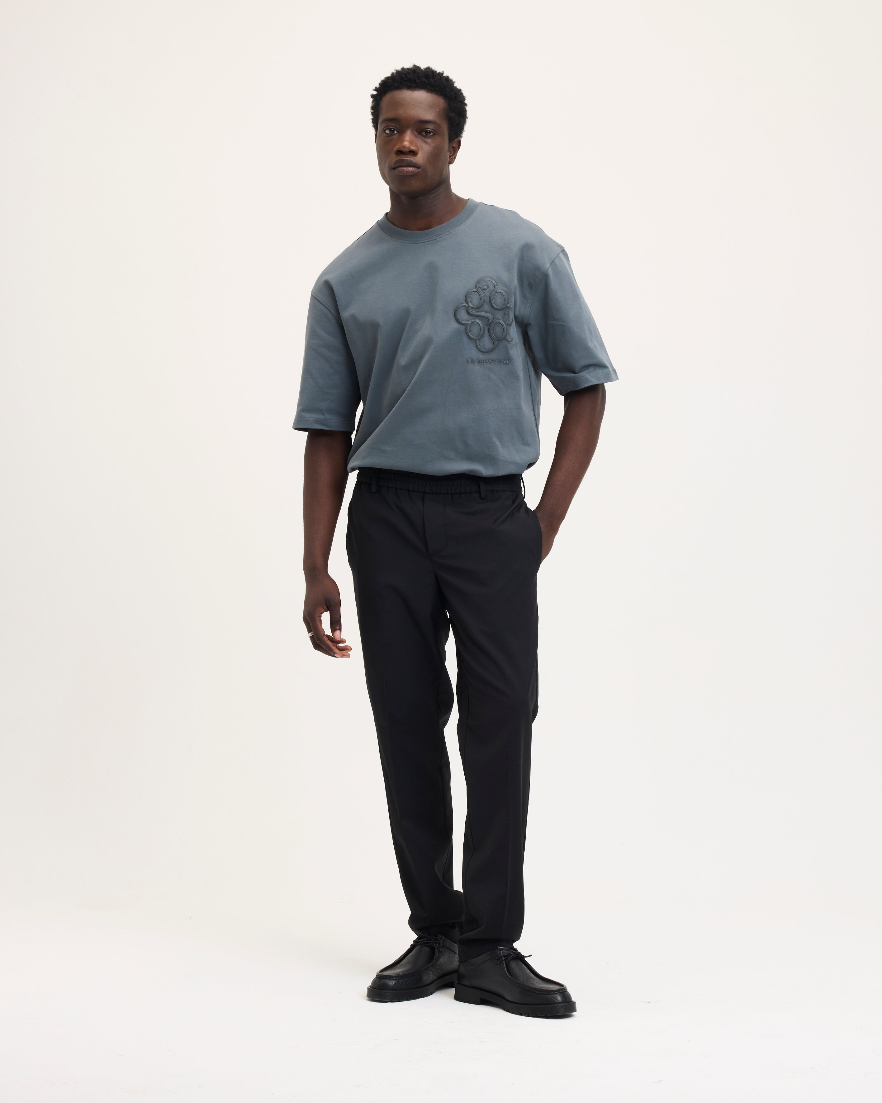 GOODPEOPLE Bien Straight Fit pantaloni neri lana quattro stagioni