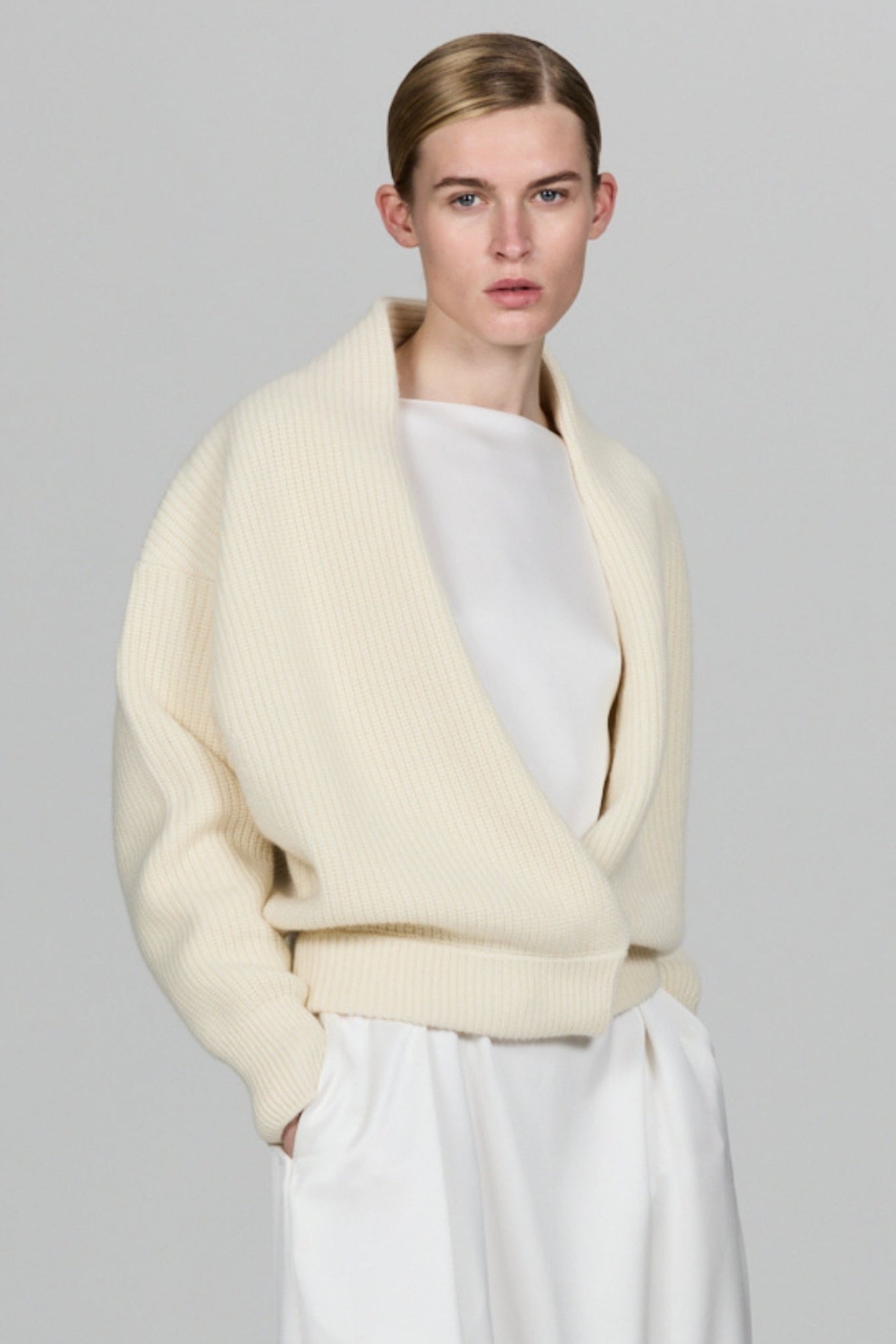 Sa Su Phi ER Criss Cross Cardi sciarpa cashmere lunga