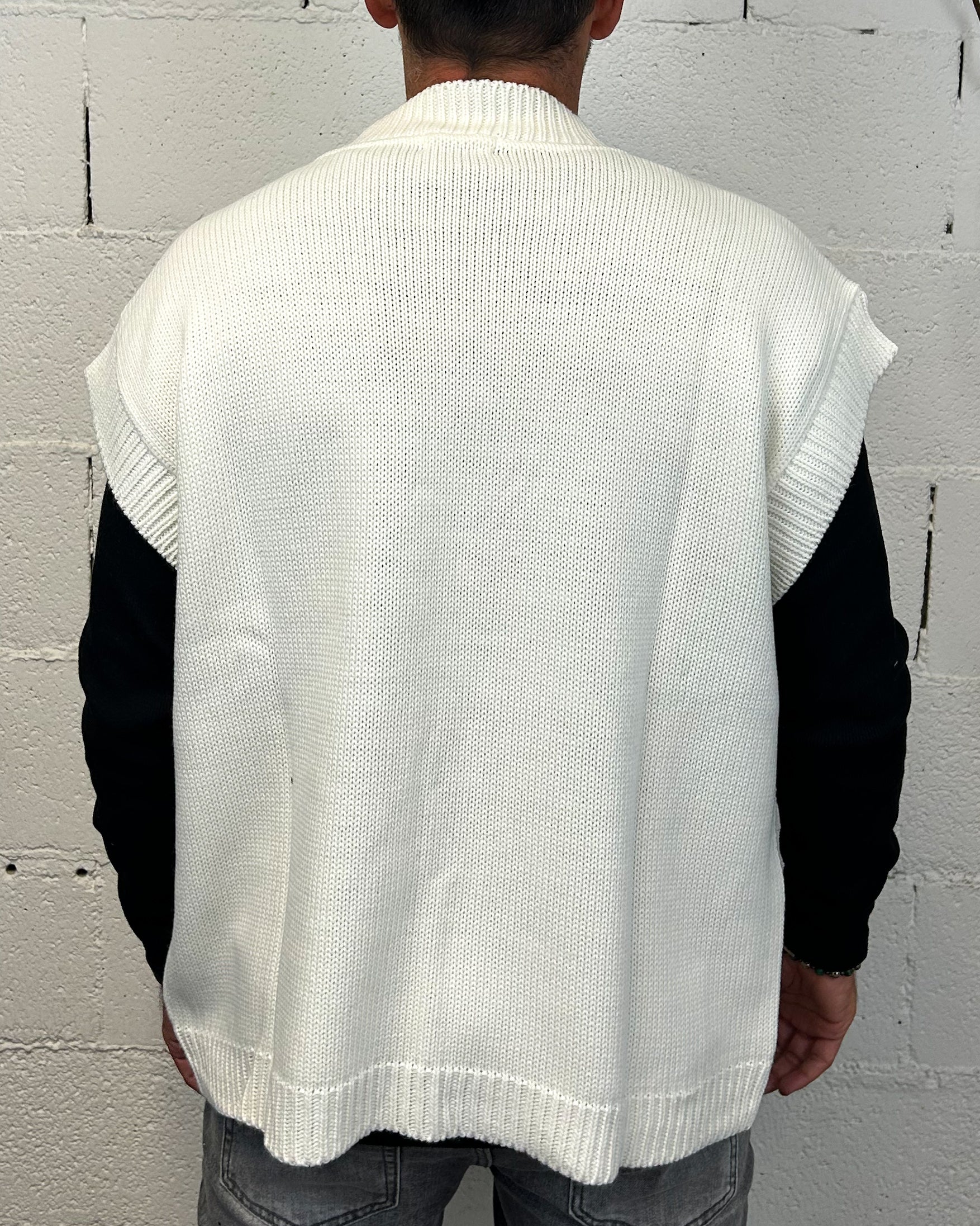 ONLYONE OVER-D Cropped gilet lupetto panna vestibilita regolare