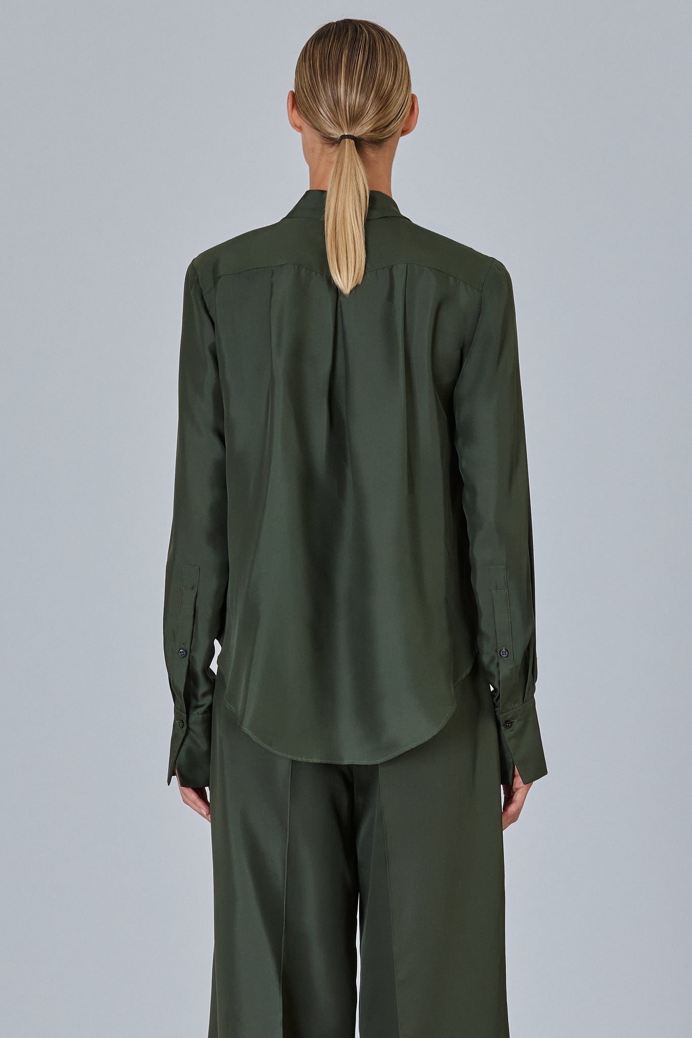 Sa Su Phi camicia seta twill con sciarpa collo