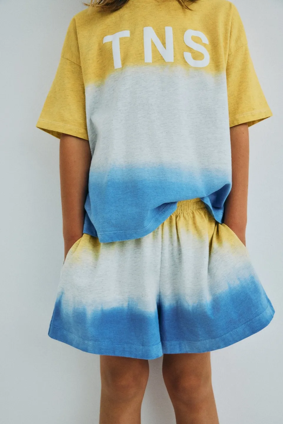 THE NEW SOCIETY Tie Dye pantaloncini Mimosa Yellow cotone