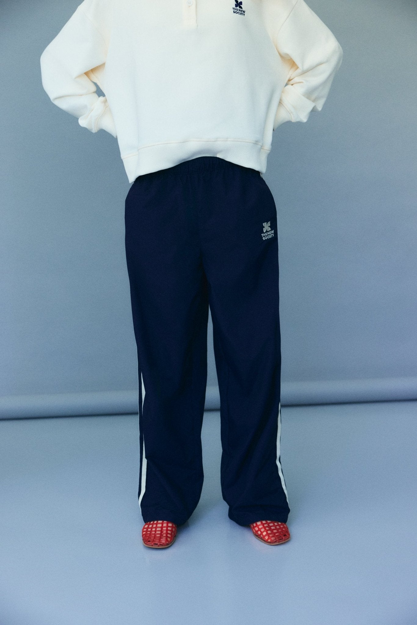 The New Society TNS Logo jogging teen midnight tecnico