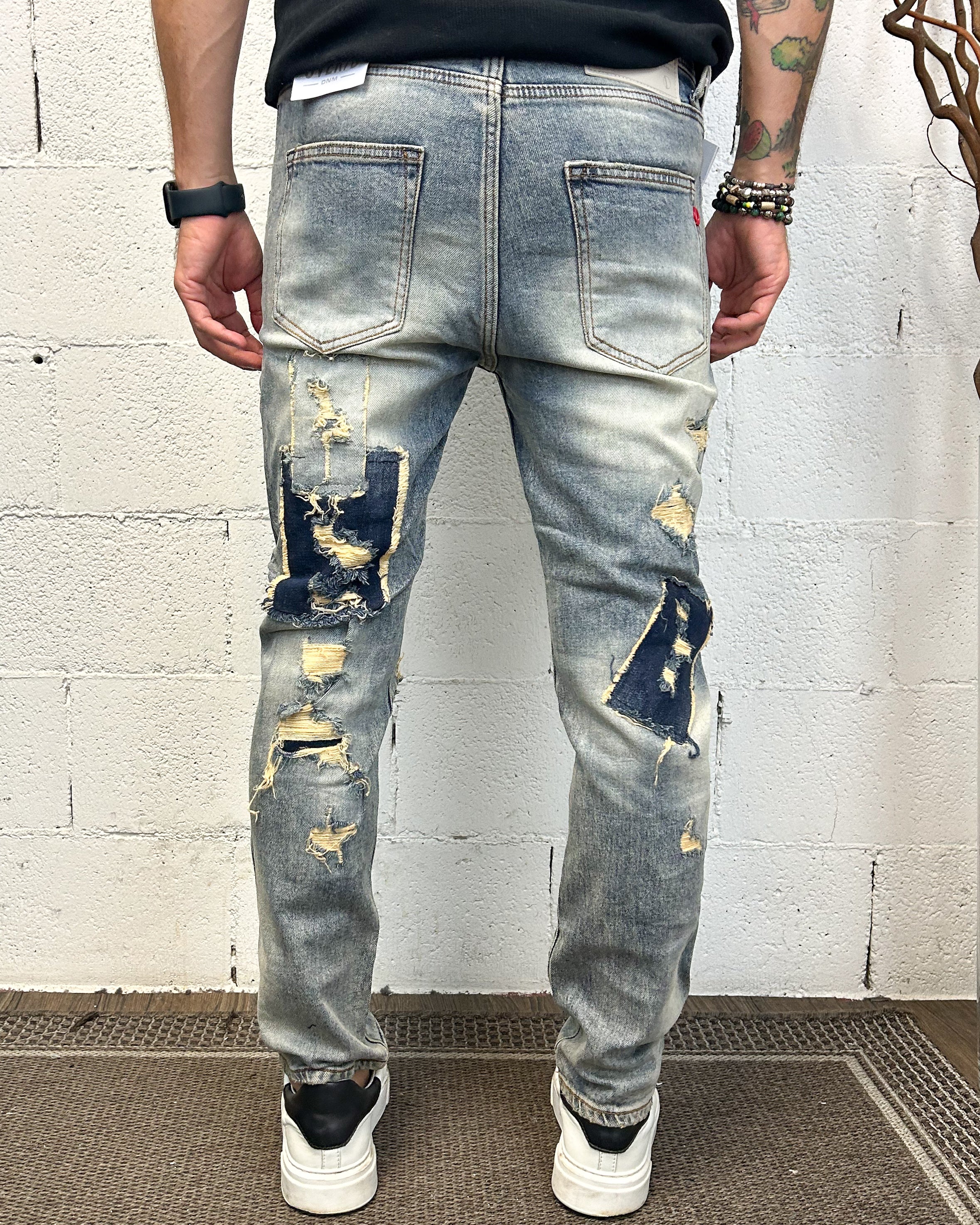 ONLYONE OVER-D Tapered Destroyed jeans strappati