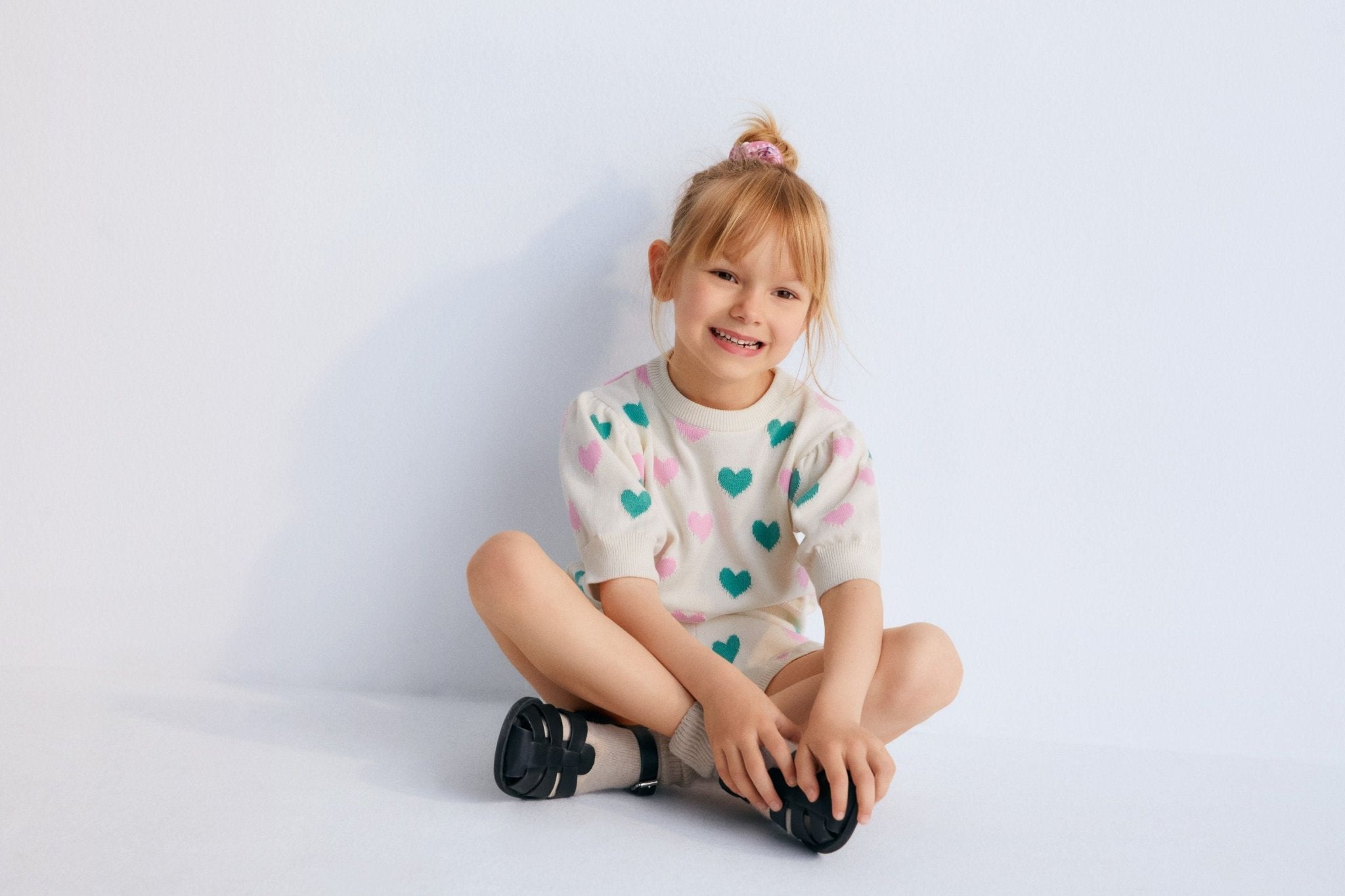 The New Society Oia pantaloncini maglia bianchi cuore bambina