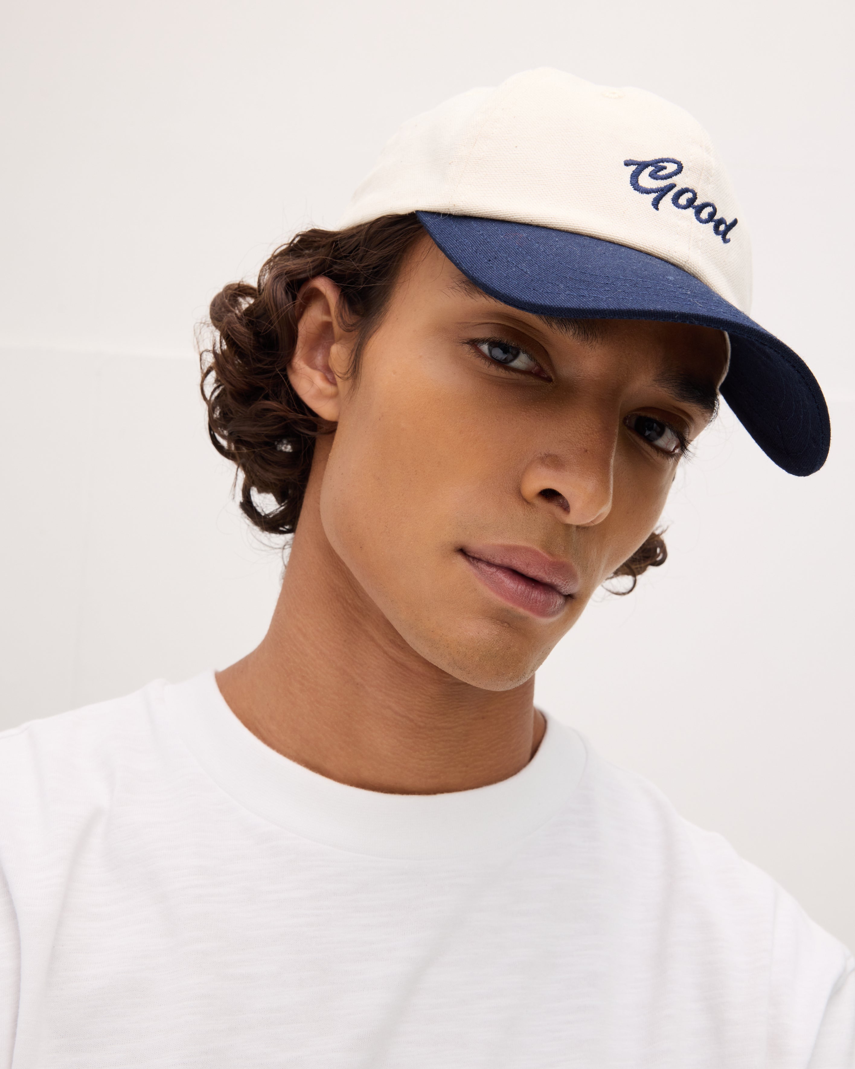 GOODPEOPLE Five-Panel cappellino cotone off white navy