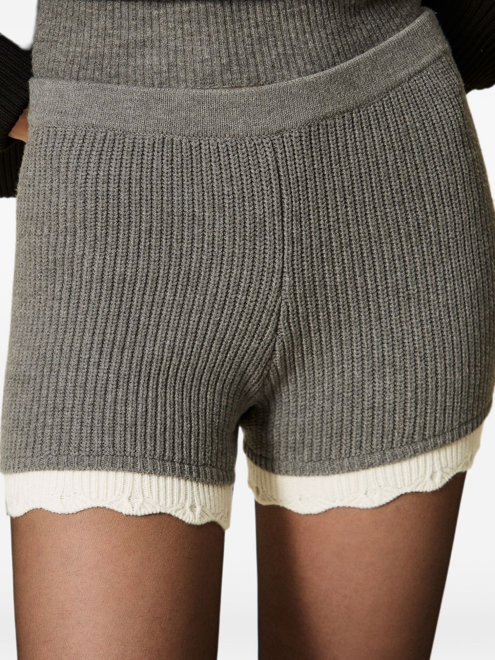 Twinset 262AP3042 pantaloni corti grigi donna