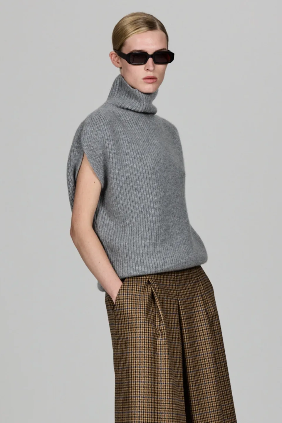 Sa Su Phi gilet collo alto coste cashmere 38