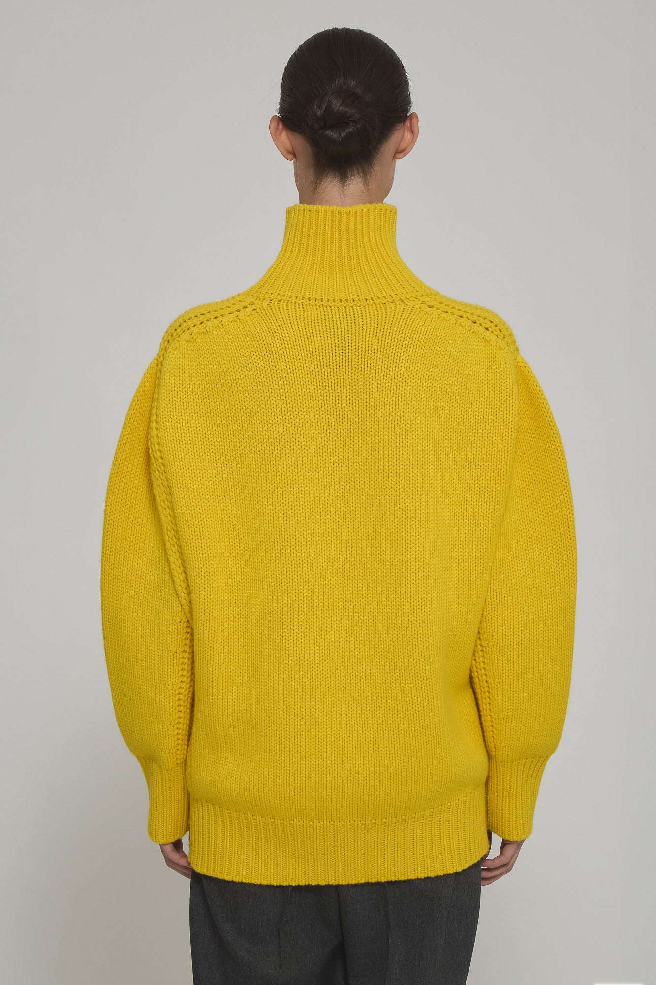 Sa Su Phi Giovanna Abito cashmere collo alto giallo
