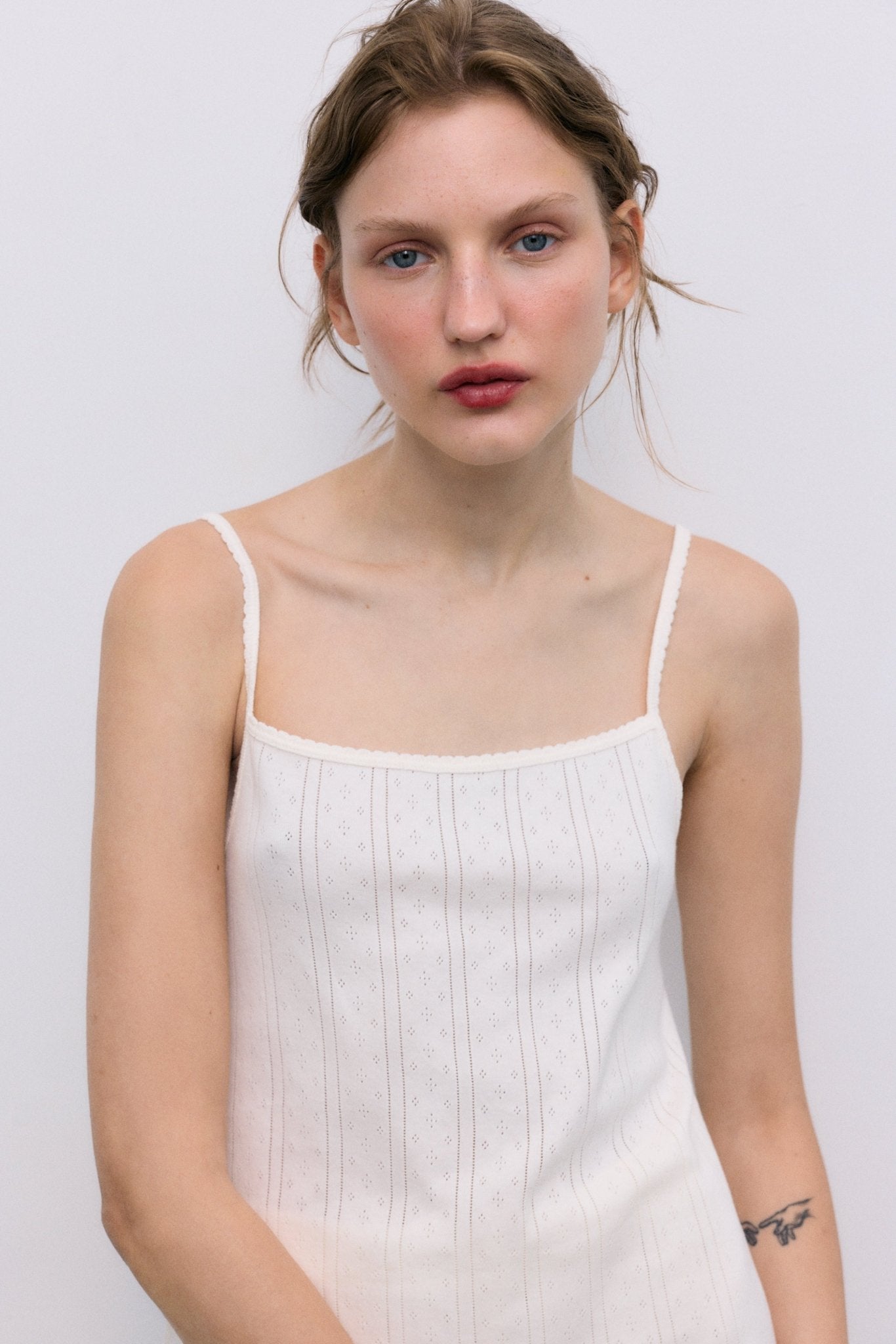 The New Society Romero top donna ecru spalline cotone