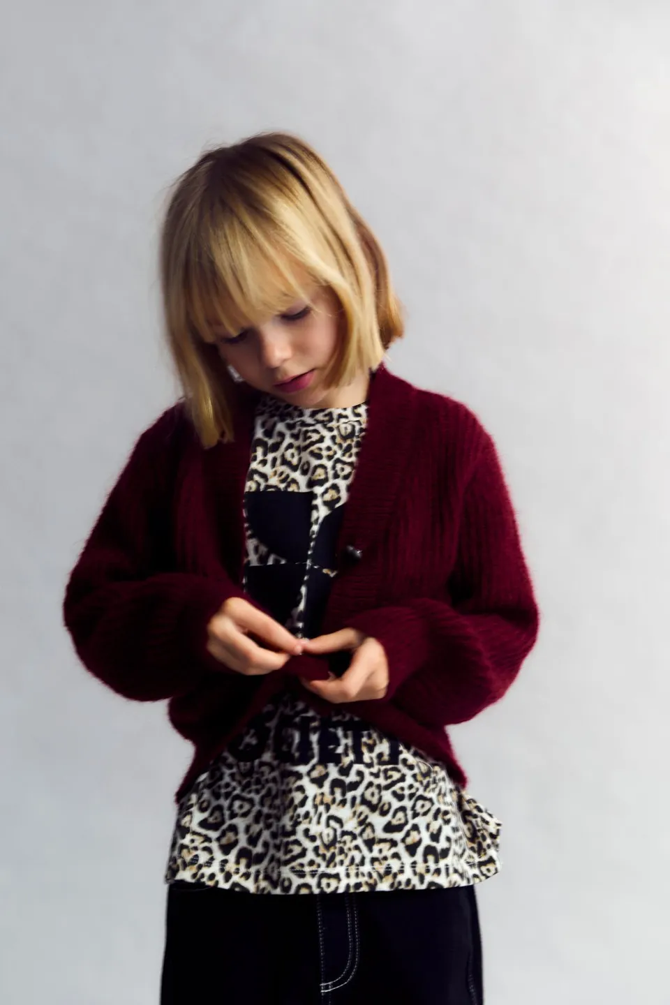 The New Society Lina cardigan bambina mohair Plum Fantasy