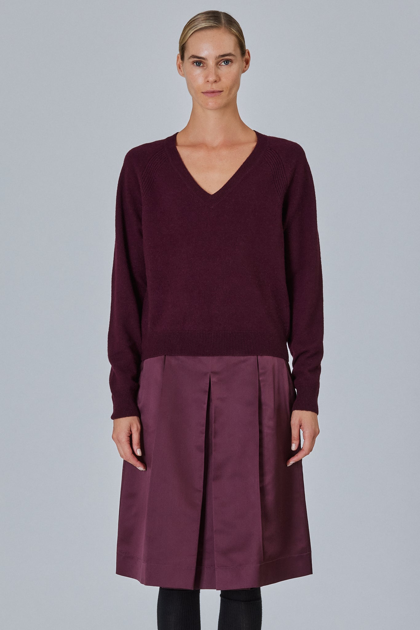 Sa Su Phi V Neck maglione scollo a V prugna misto cashmere