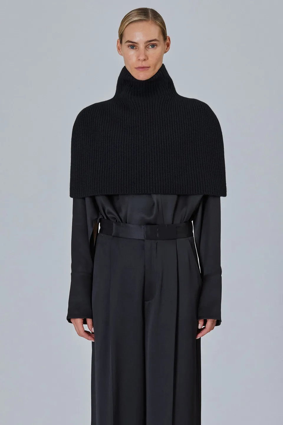 Sa Su Phi Mini Cape mantella in cashmere