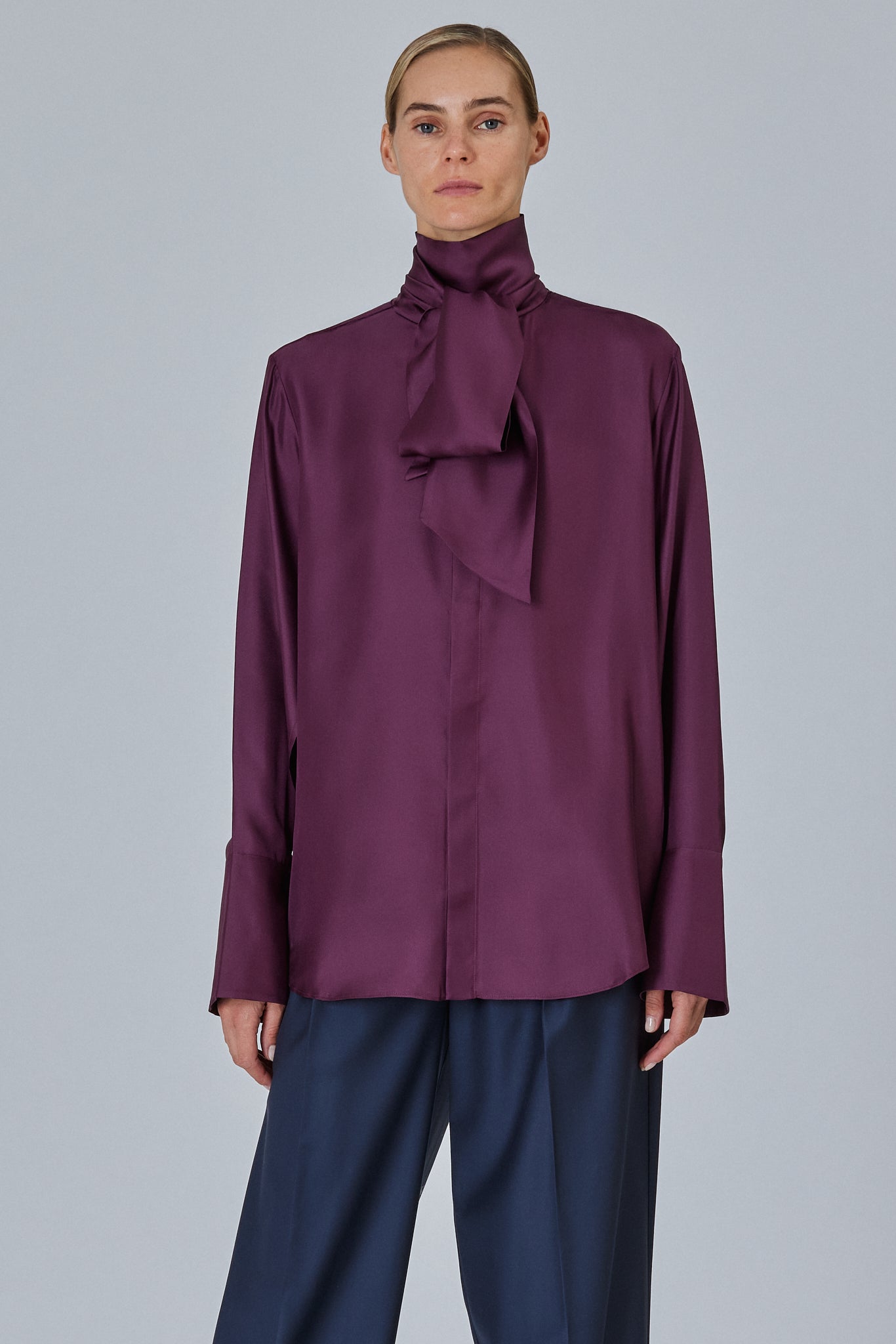 Sa Su Phi camicia con sciarpa seta twill maniche lunghe