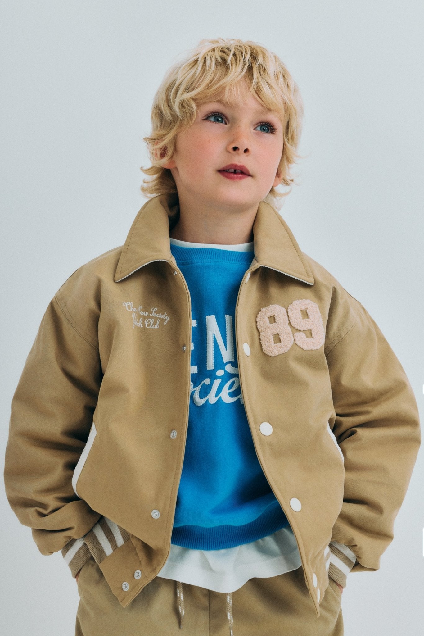 The New Society Gorse bomber bambino Camel Sand cotone