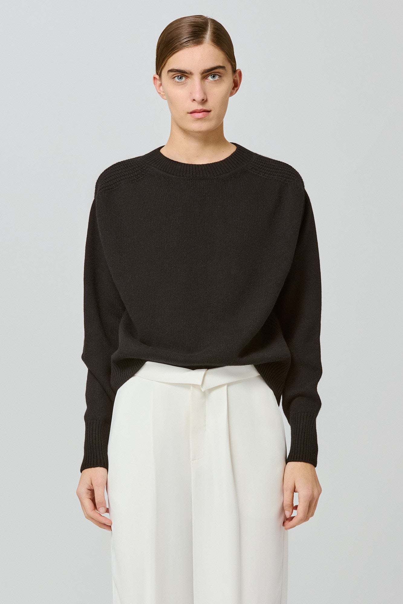 Sa Su Phi Medea maglione cashmere nero girocollo