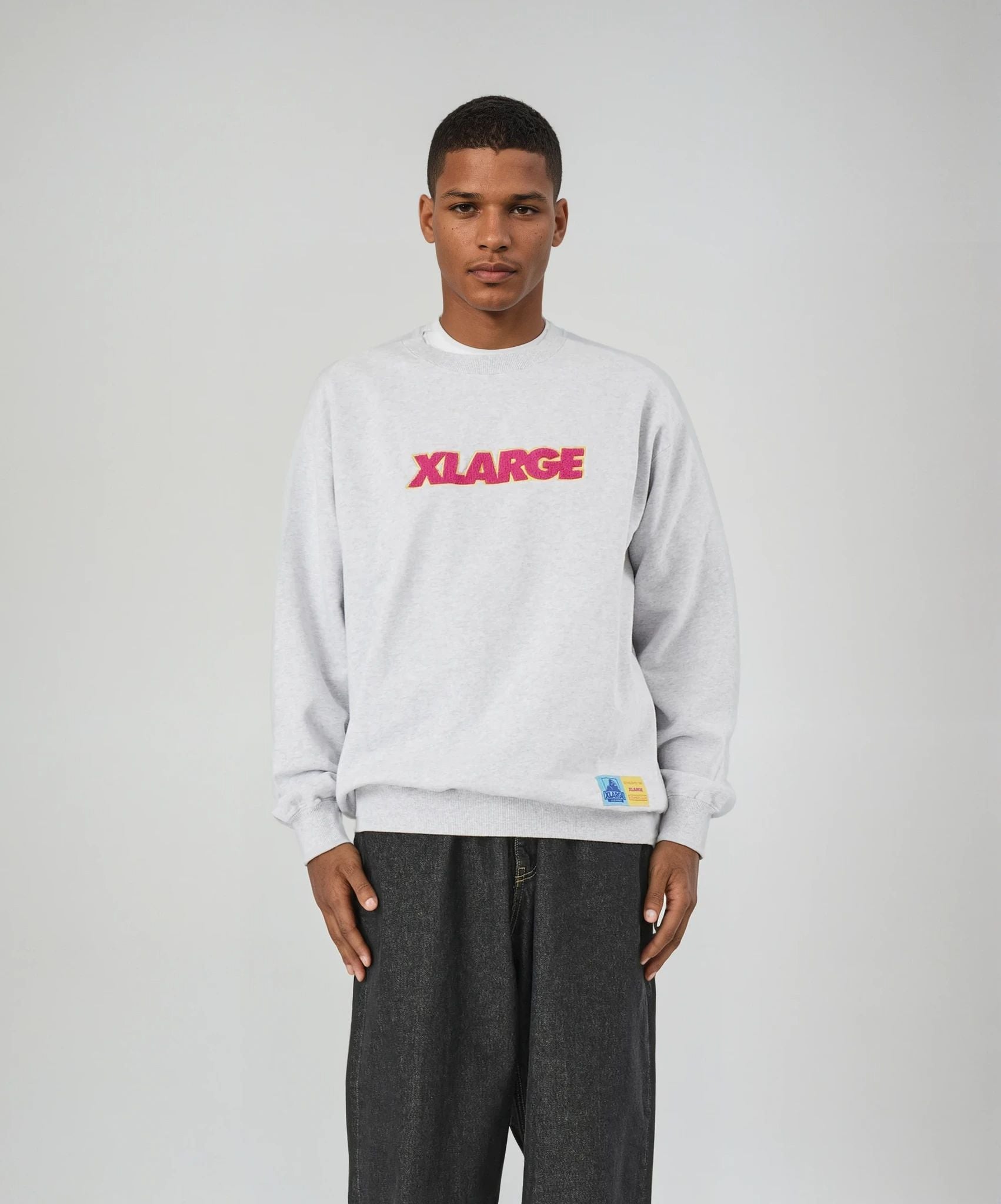 X-Large Standard Logo Colors felpa girocollo nera cotone